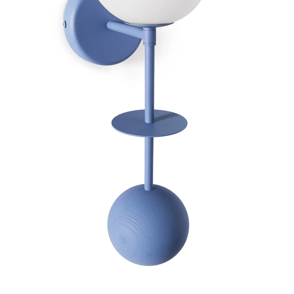 OIO blaue Wandleuchte
