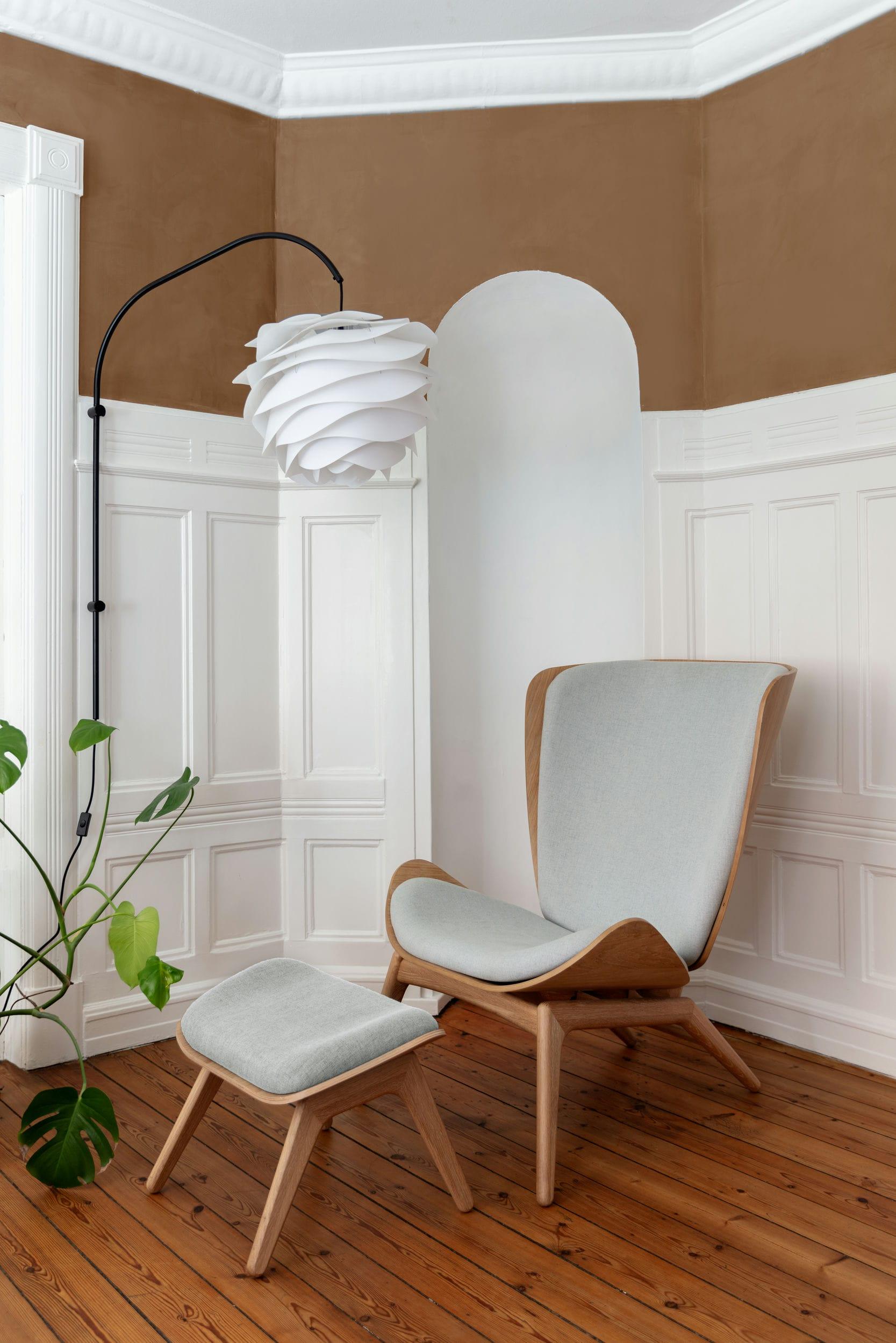 Podnóżek READER żółty z dębową podstawą UMAGE Eye on Design