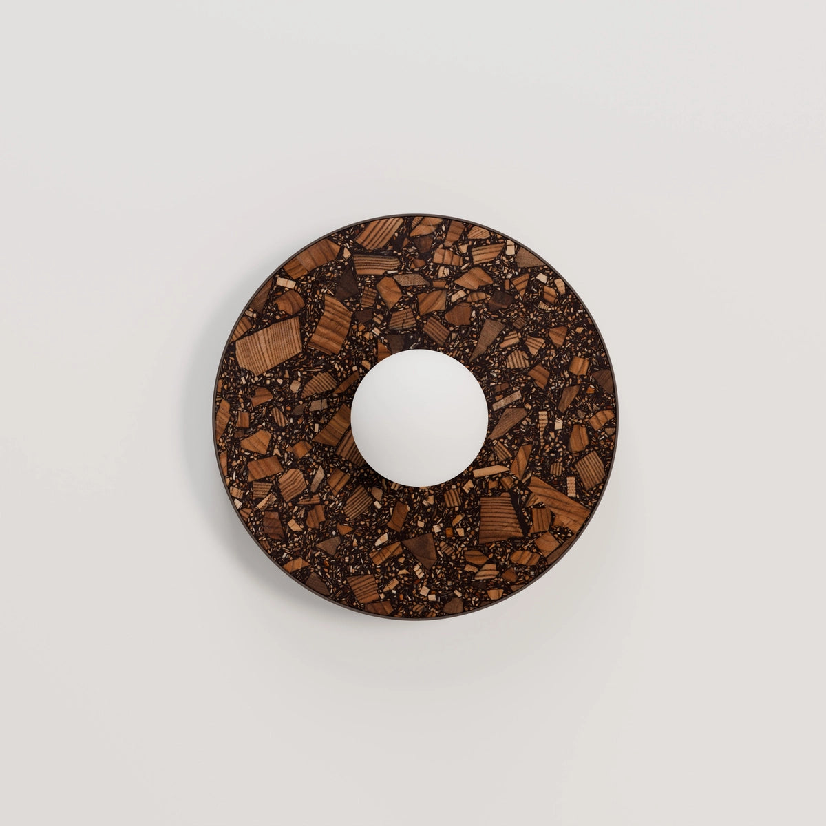 LEGRA brown wall lamp