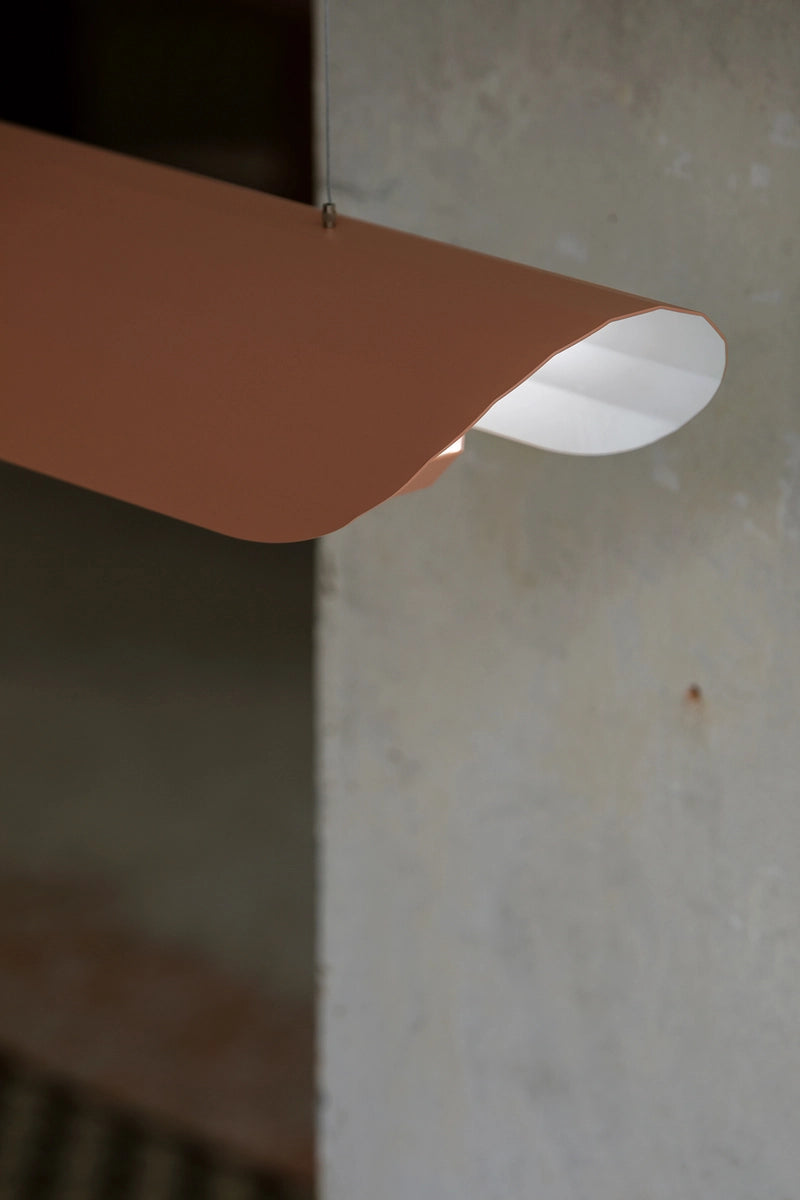 Lampa wisząca liniowa APOLIN złamany róż