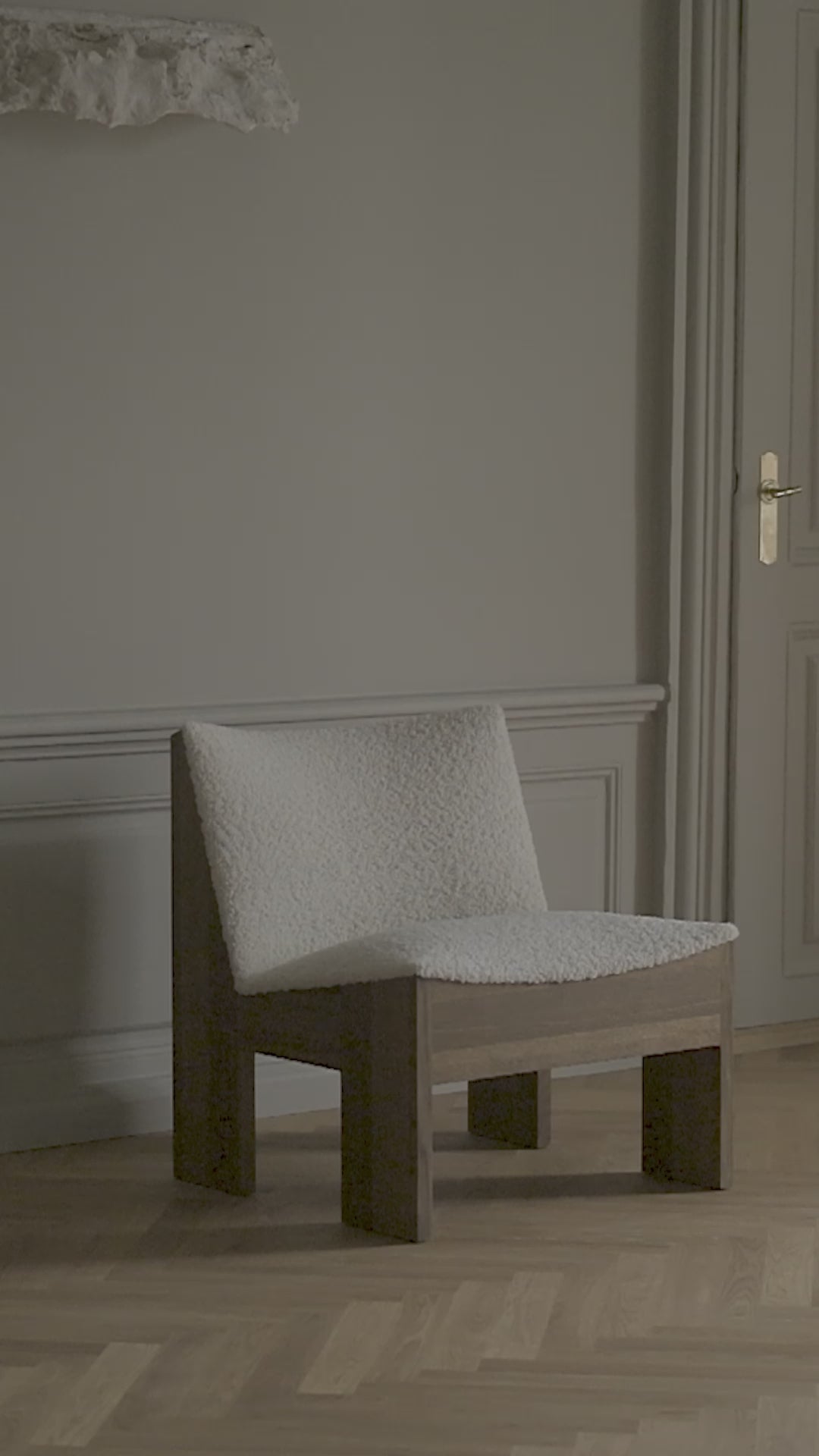 Tenon Romo Ruskin Quill Beige Sessel mit einer Eichenbasis