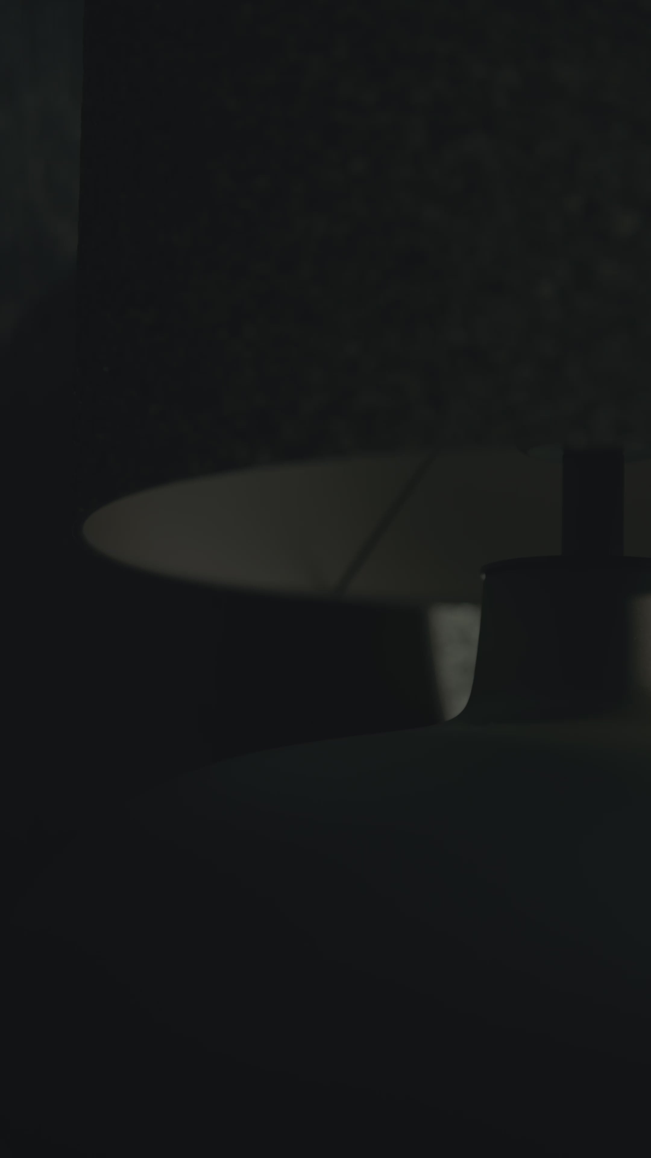 Tischlampe SAWA STONE schwarzes Glas
