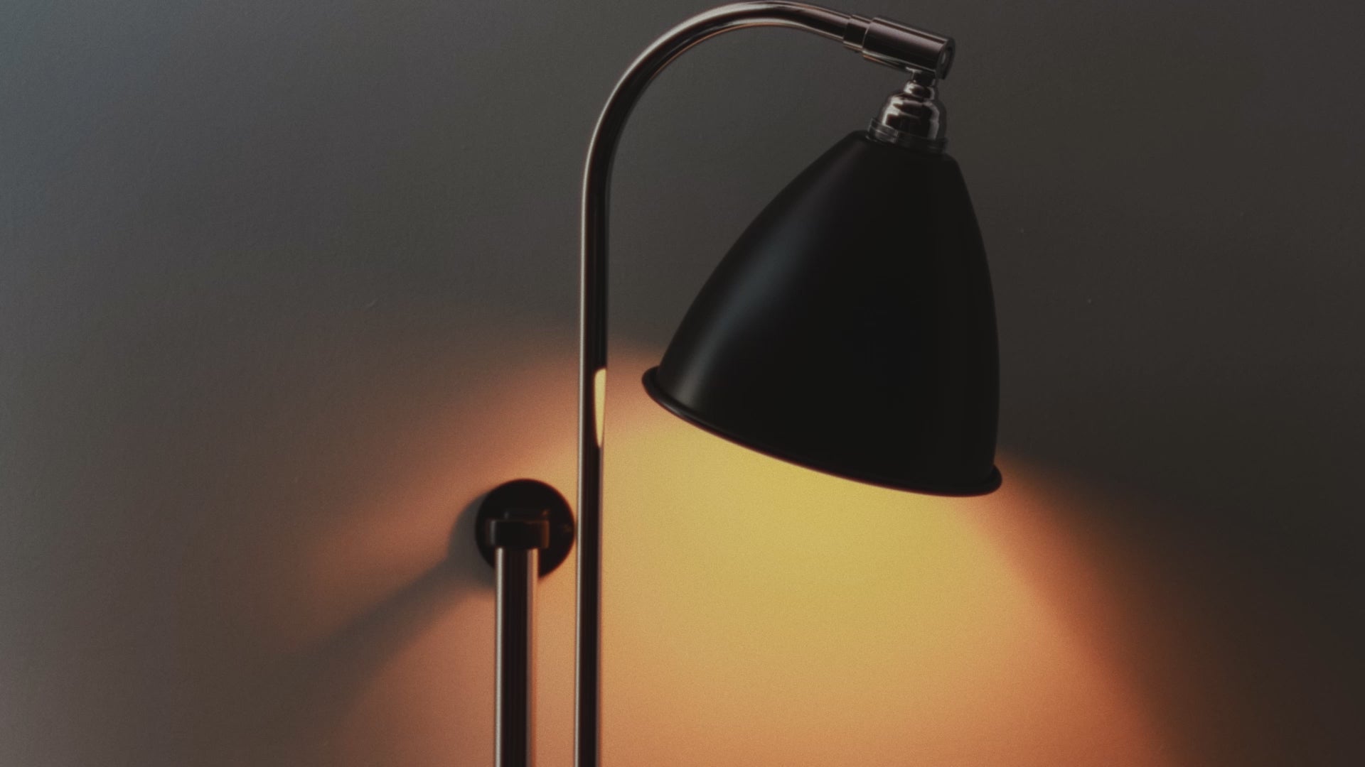 BESTLITE BL5 Wall Lamp in Brass with Cream Shade