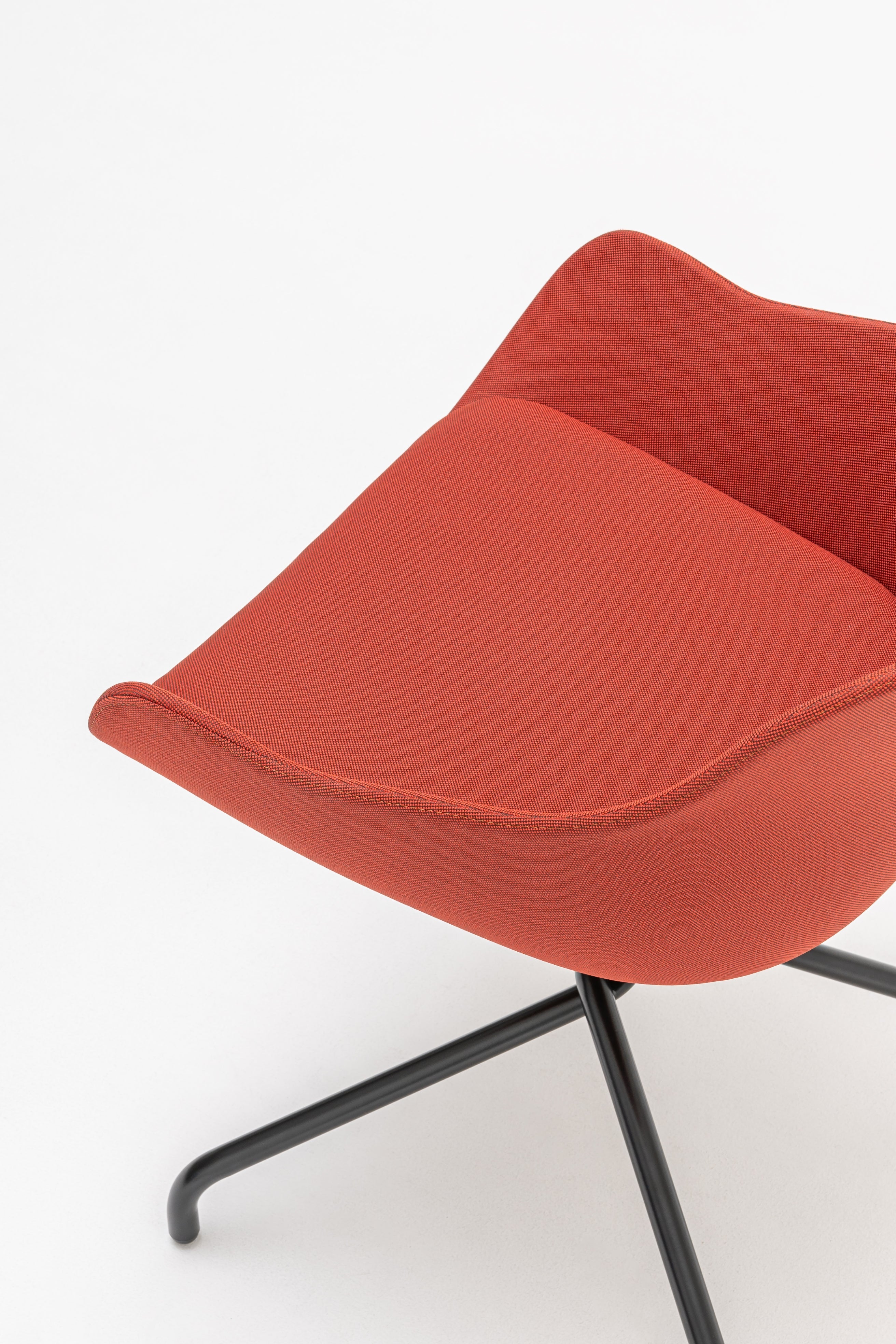 Baltic classic swivel chair metal base