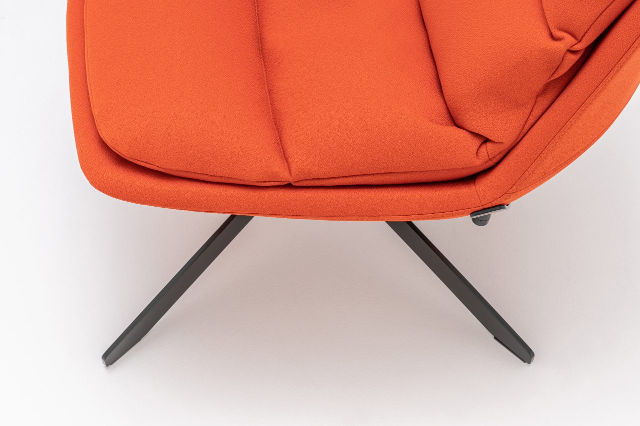 Fat Frank armchair rotary base