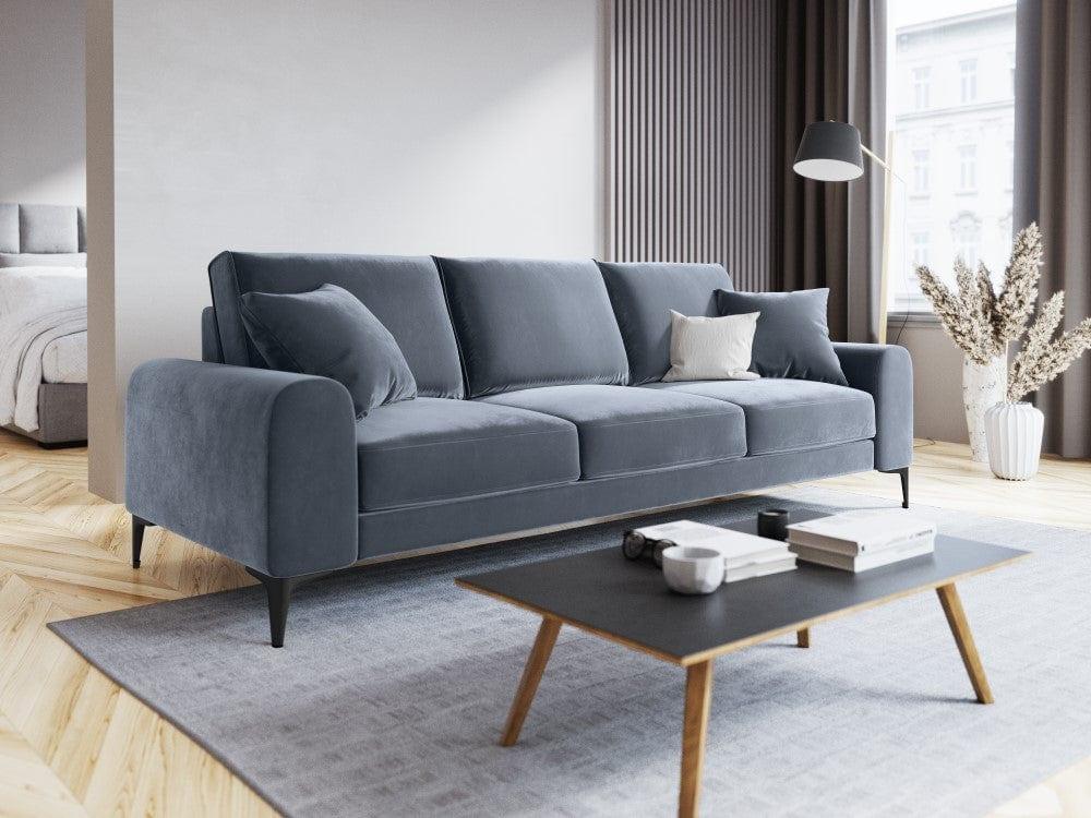 Sofa aksamitna 3-osobowa MADARA jasnoniebieski z czarną podstawą Mazzini Sofas Eye on Design