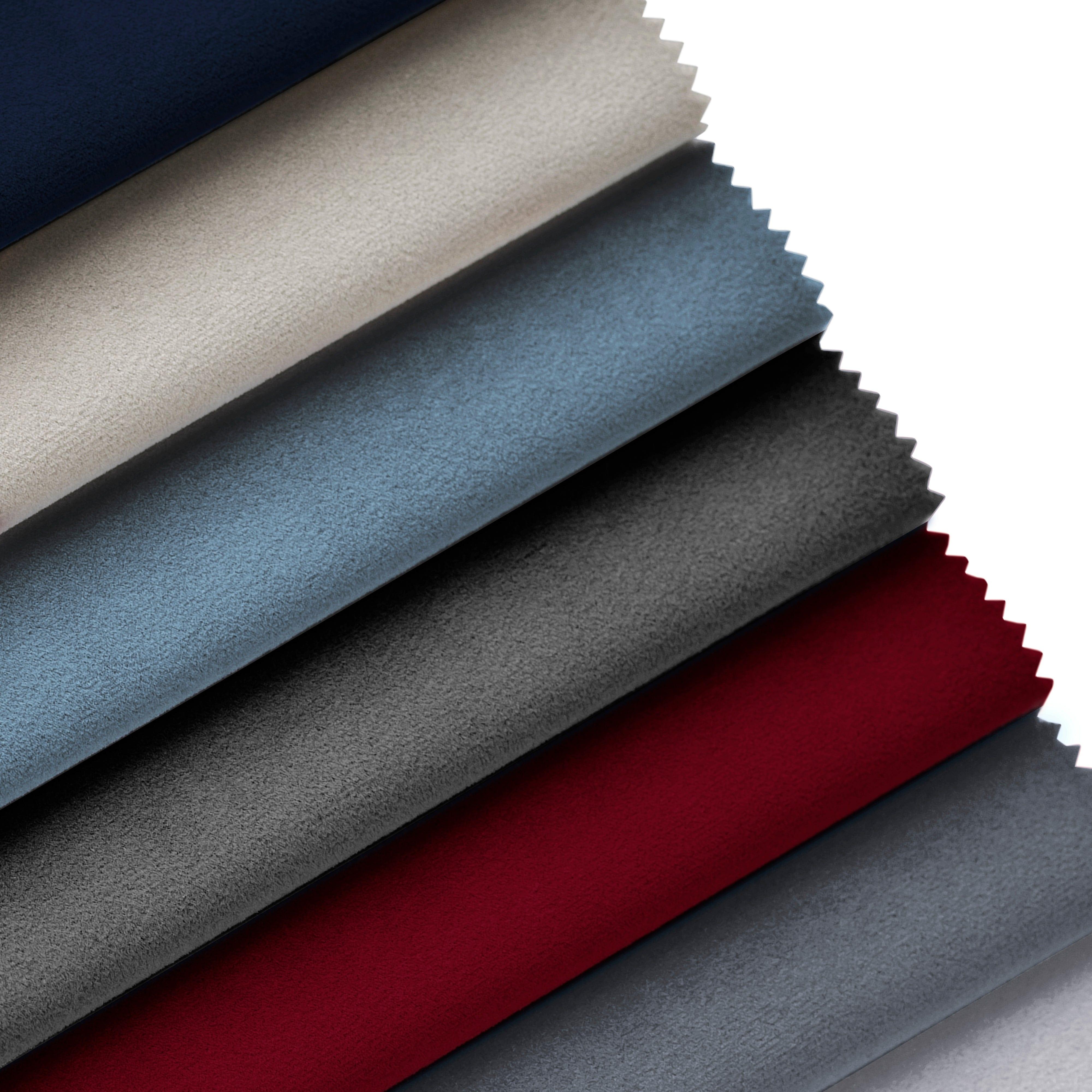 Sofa aksamitna 3-osobowa VIENNA bordowy z czarną podstawą Cosmopolitan Design Eye on Design