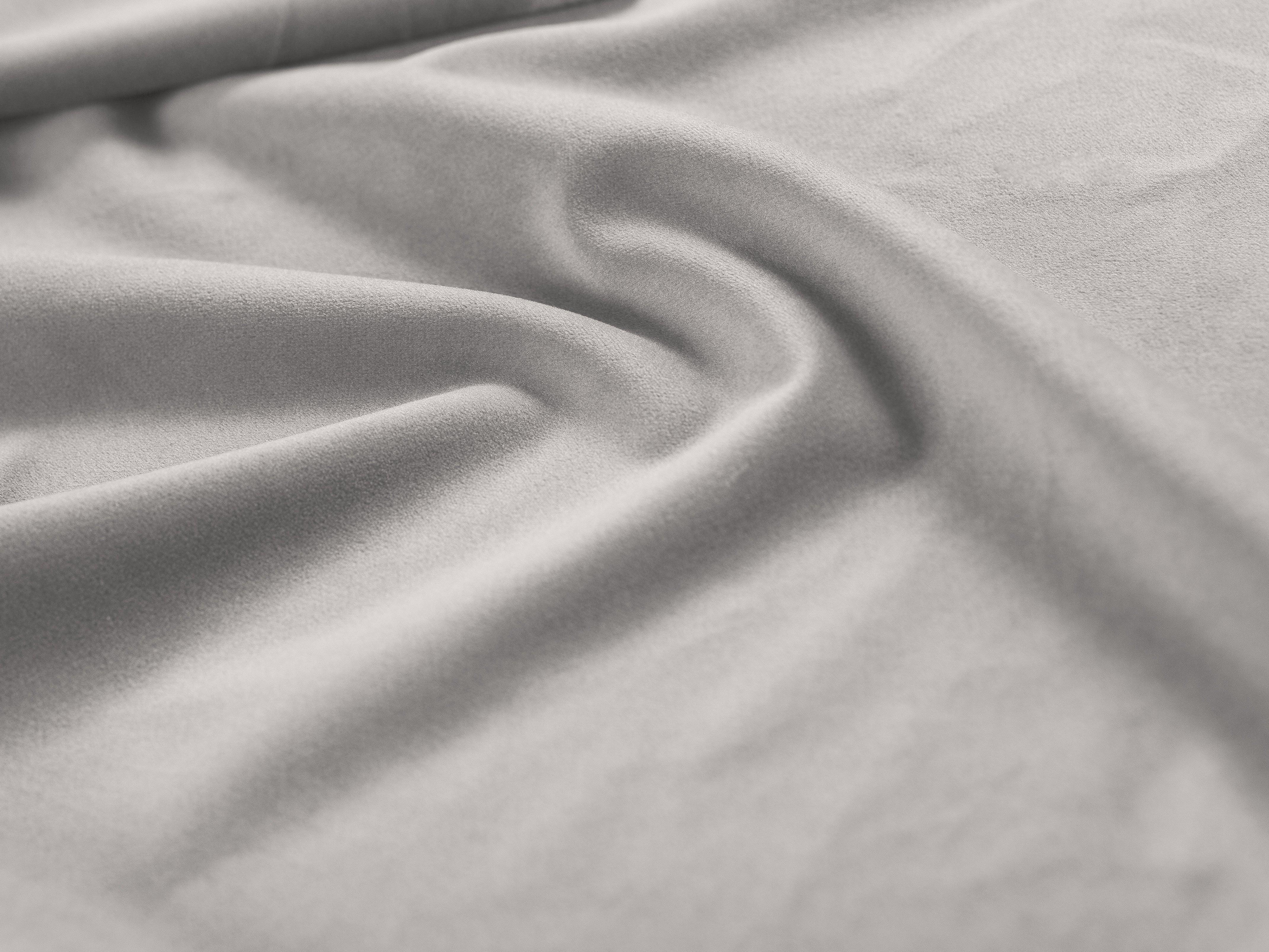Sofa aksamitna panoramiczna lewostronna 7-osobowa BALI srebrny z czarną podstawą Cosmopolitan Design Eye on Design