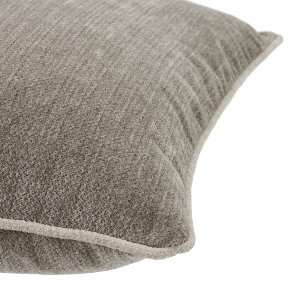 Sofa BREVA szary Eichholtz Eye on Design