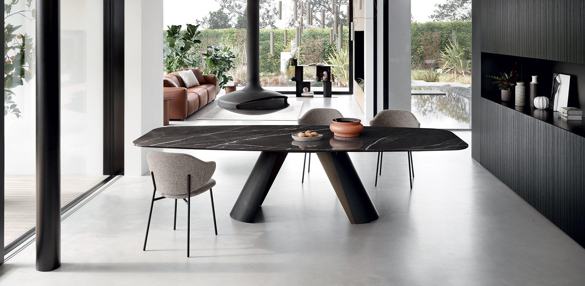 Stół APIAN kremowy marmur Calligaris Eye on Design