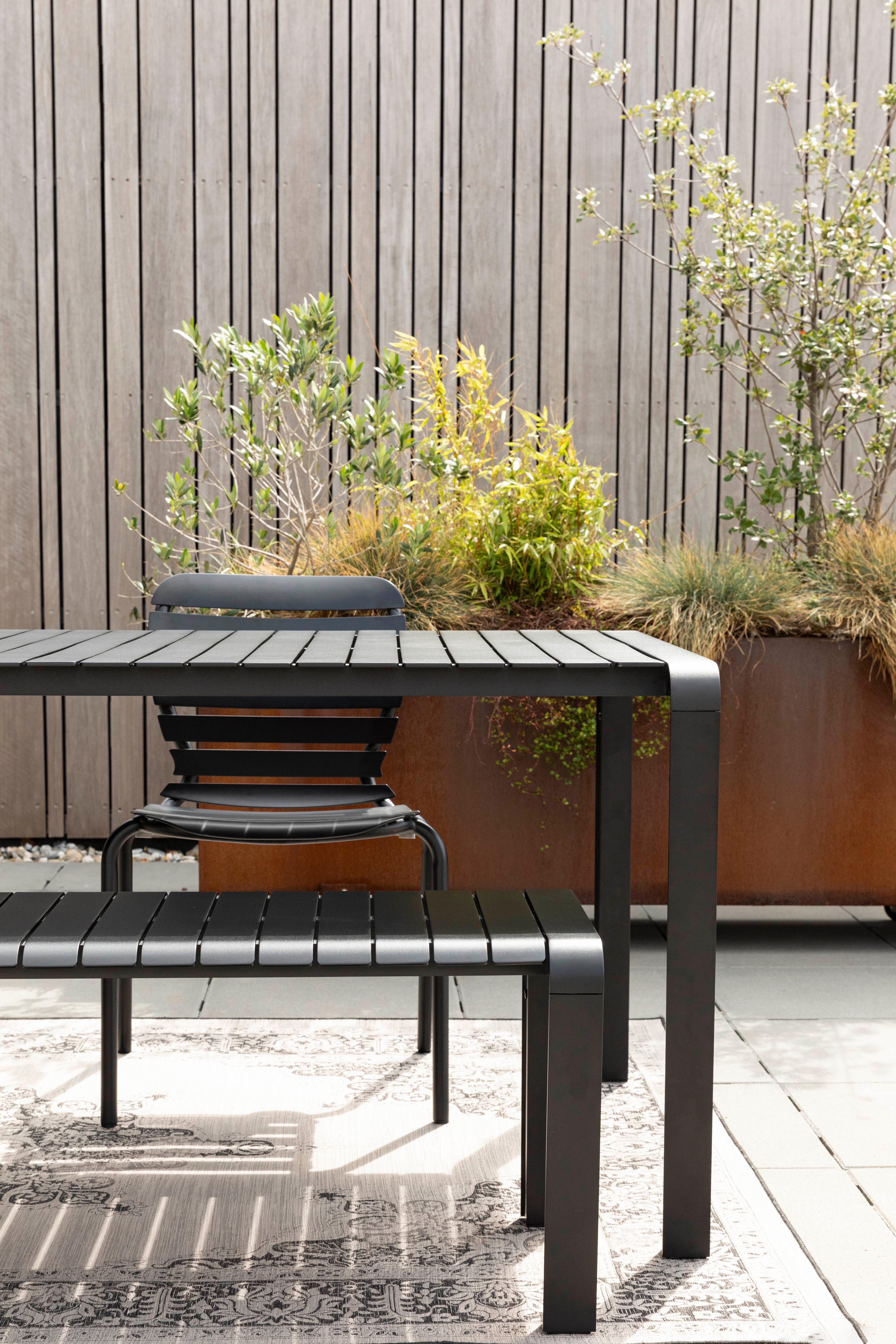 Vondel Garden Table 168,5x87 Black Zuiver Eye on Design