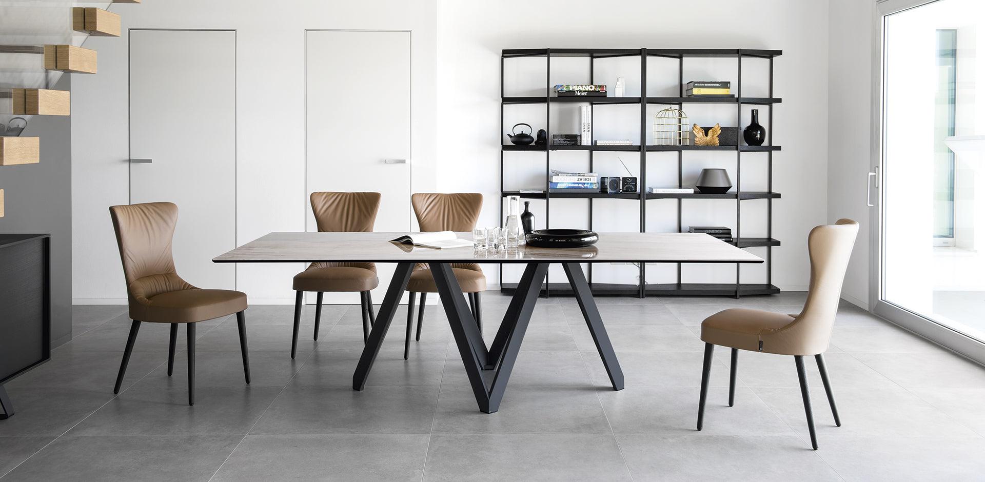 Stół prostokątny CARTESIO biały marmur z metalową podstawą Calligaris Eye on Design