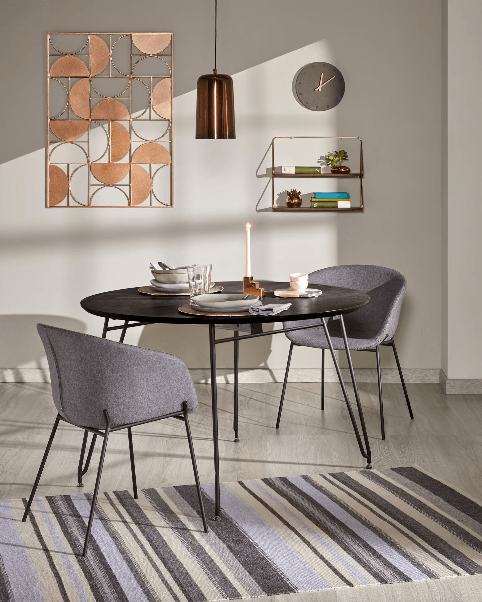 Stół rozkładany MILIAN fornir jesionowy La Forma Eye on Design