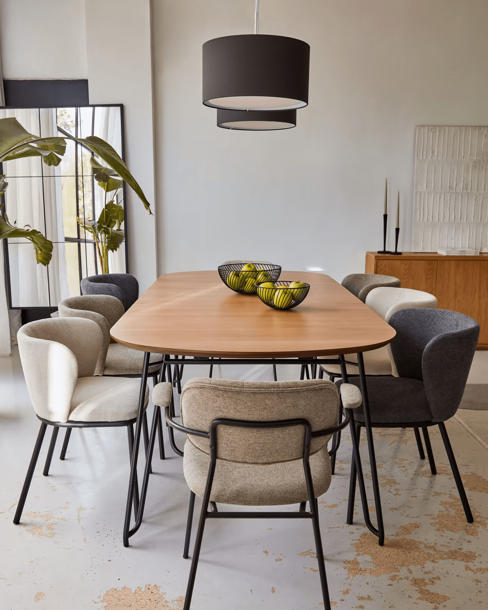Stół rozkładany NOVAC fornir dębowy La Forma Eye on Design
