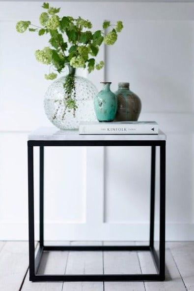 Stolik MARBLE POWER marmurowy Zuiver Eye on Design