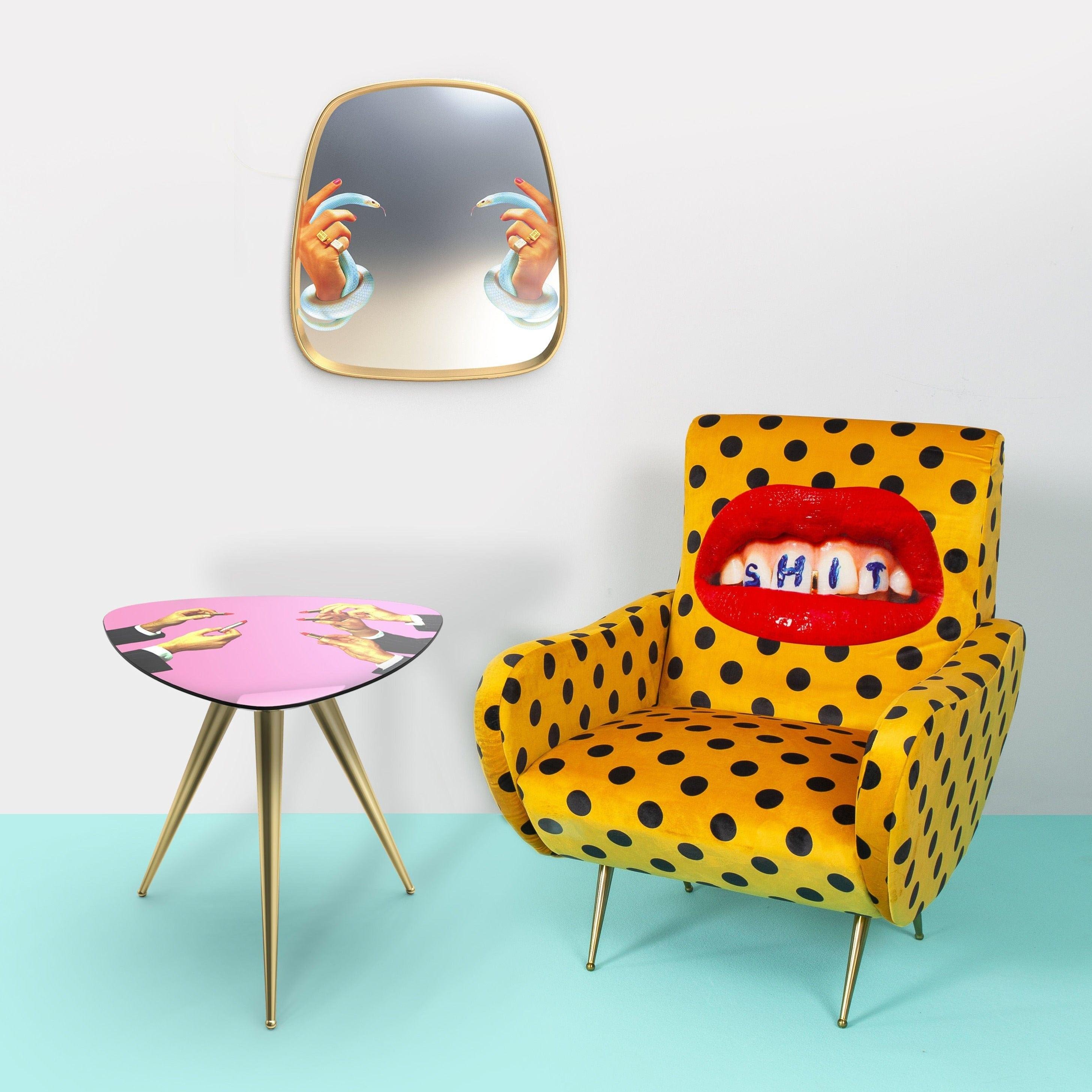 Stolik SHIT żółty Seletti Eye on Design