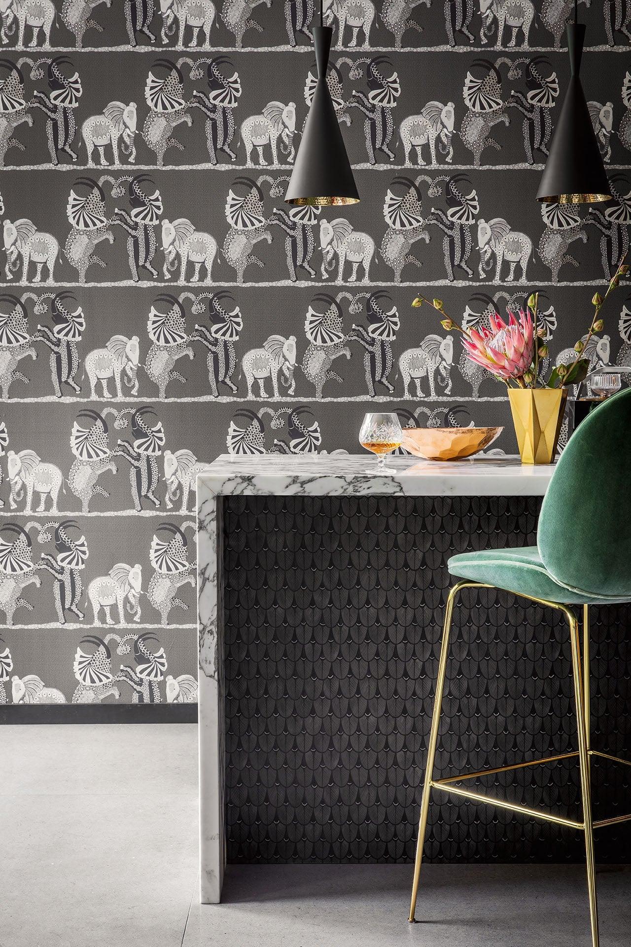 Tapeta THE ARDMORE COLLECTION - Safari Dance ciemnoszary Cole & Son Eye on Design