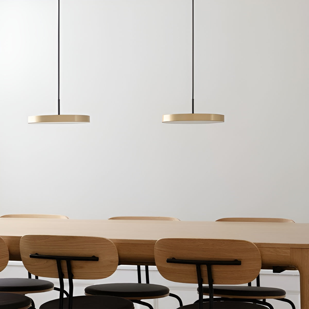 ASTERIA PLUS pendant lamp in gold with black insert