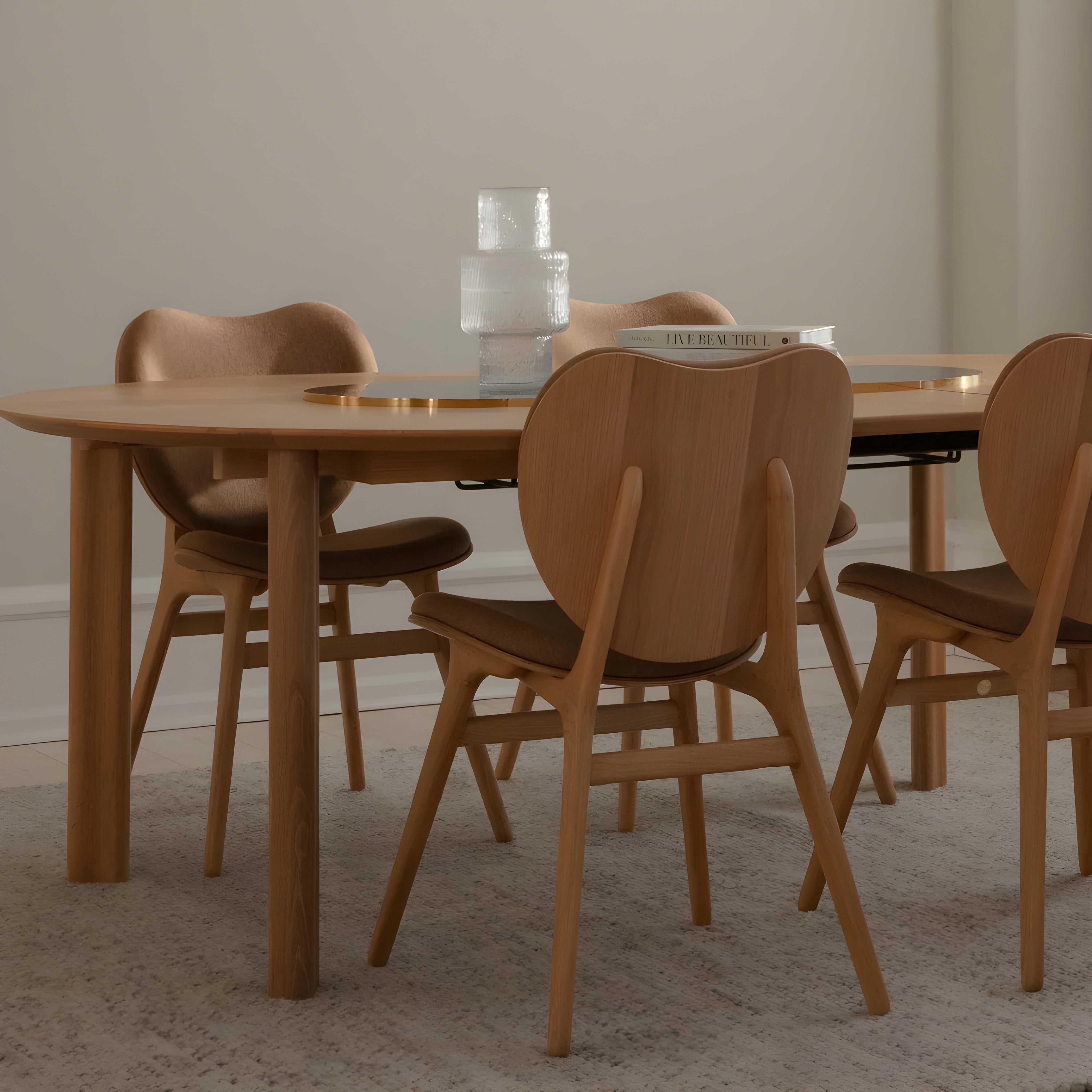 Stół okrągły rozkładany COMFORT CIRCLE dębowy z mosiężnym podestem