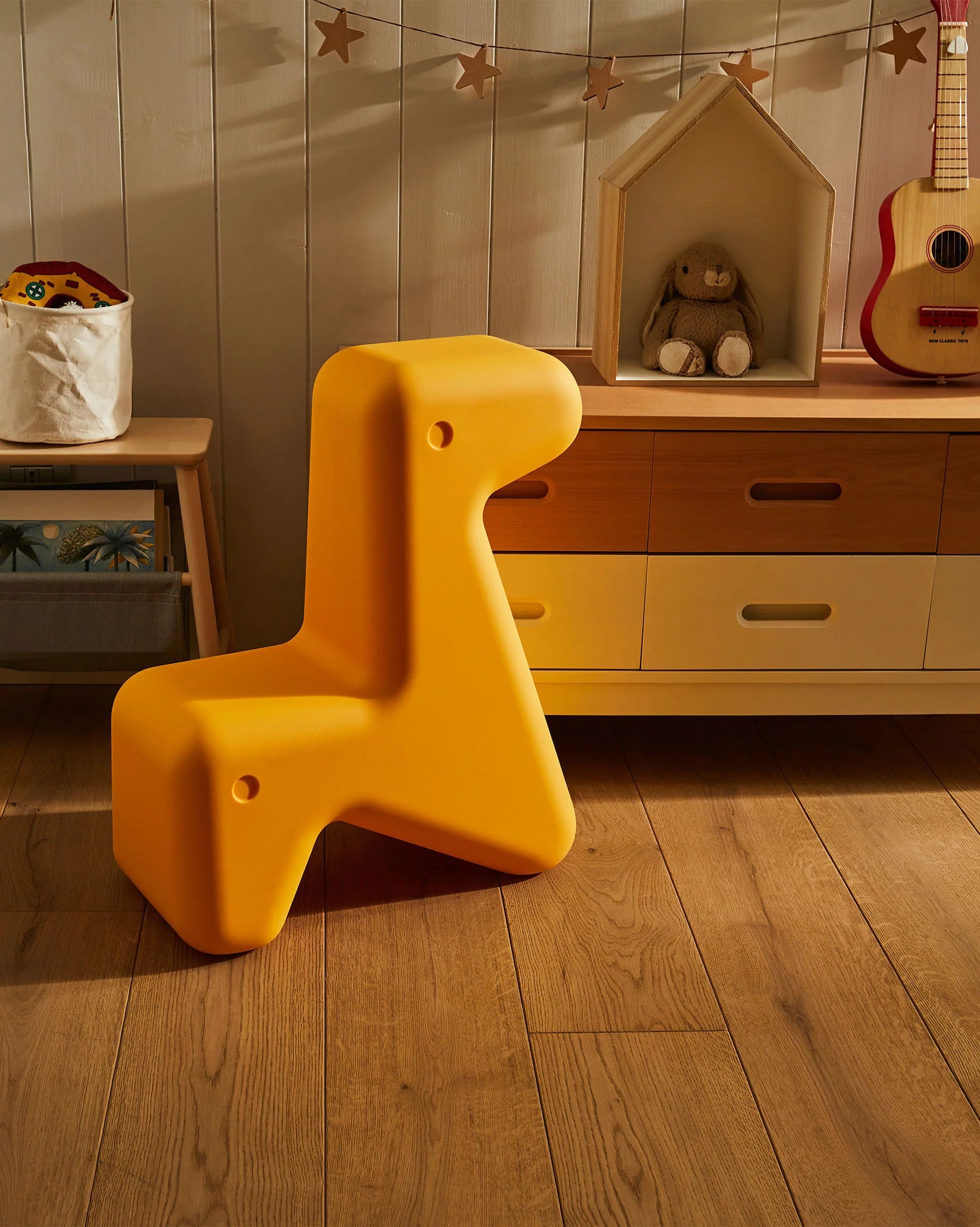 Doraff seat yellow