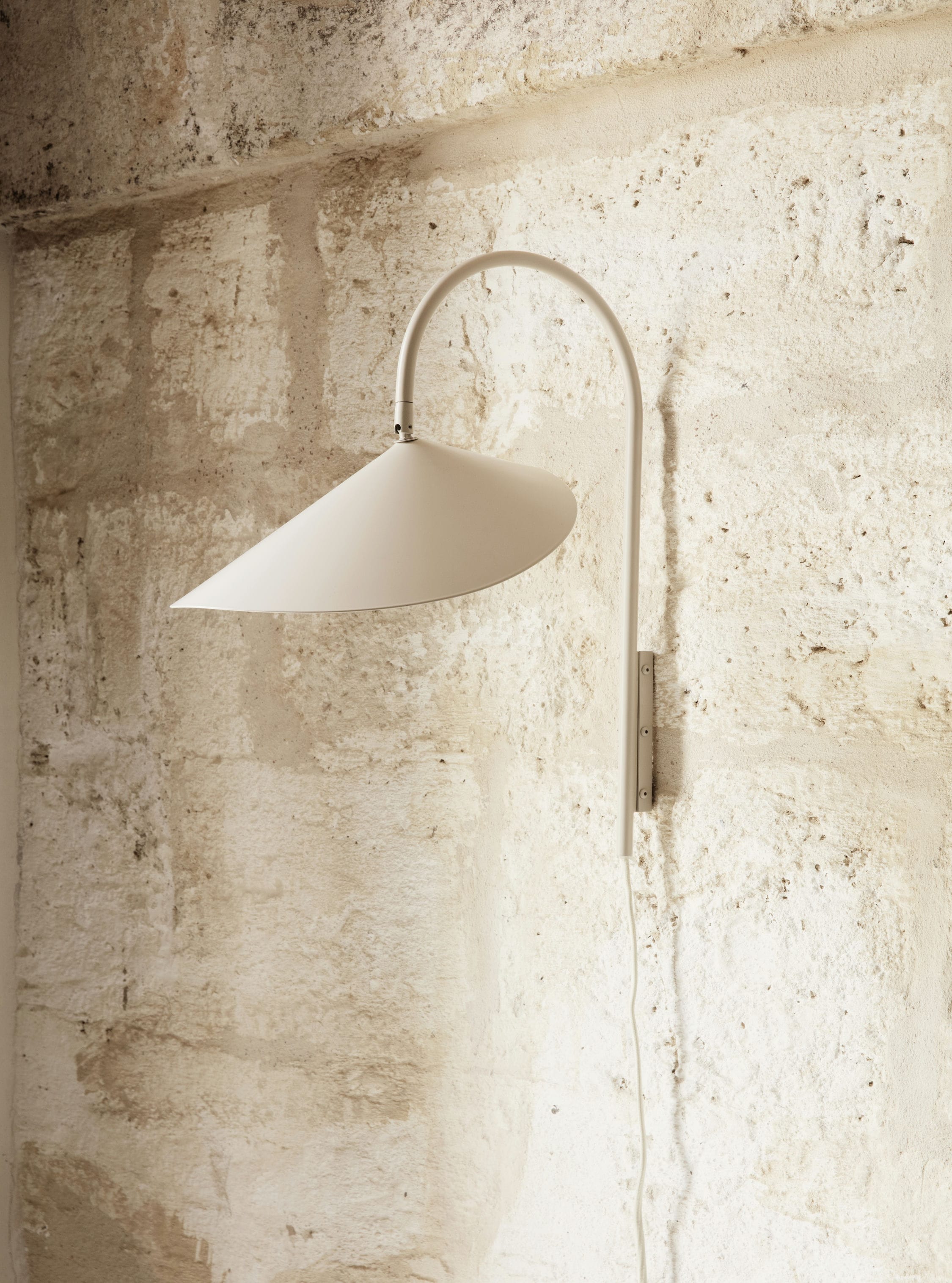 Beige arum wall lamp