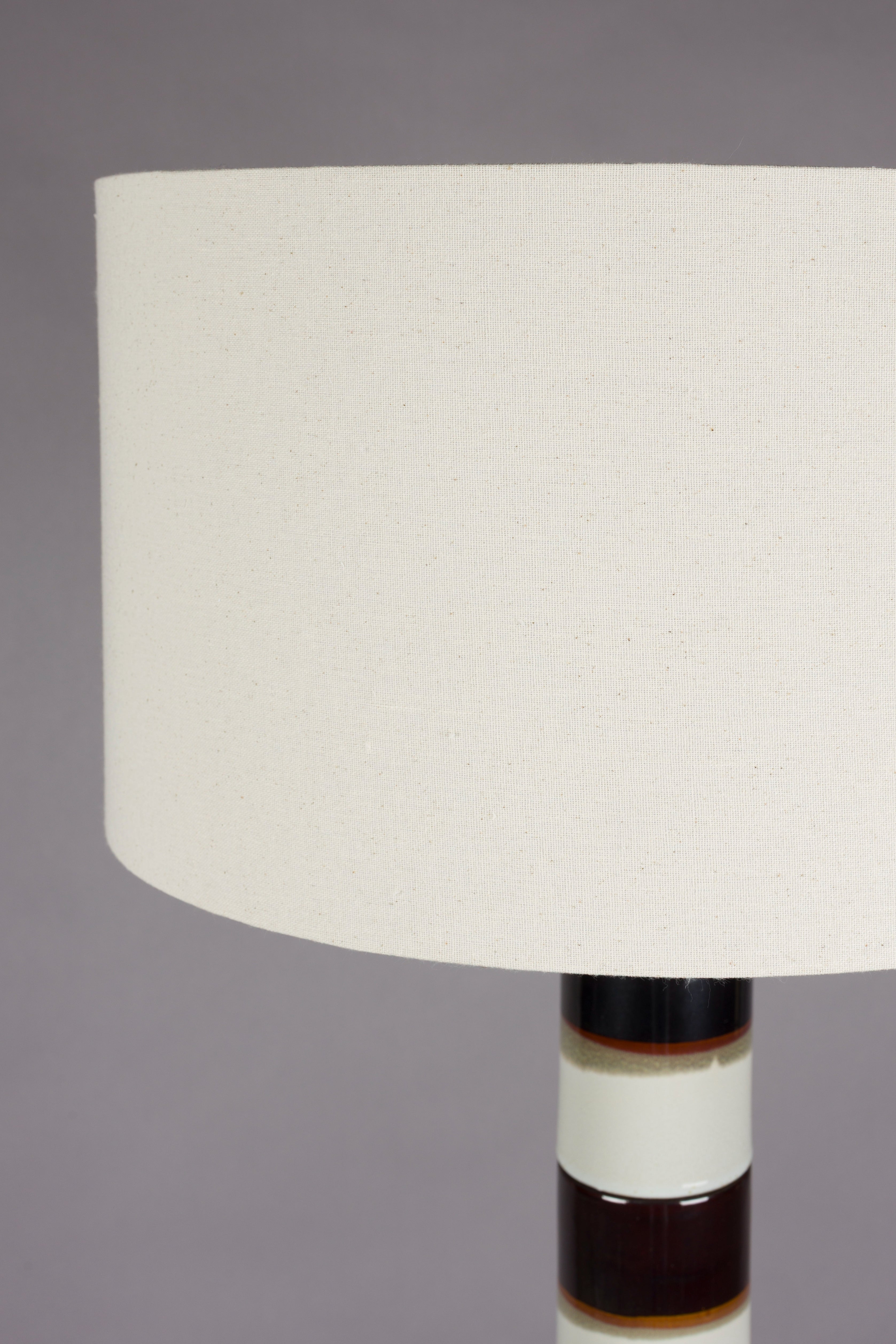 Lampe VERTIGO weiß mit Schwarz