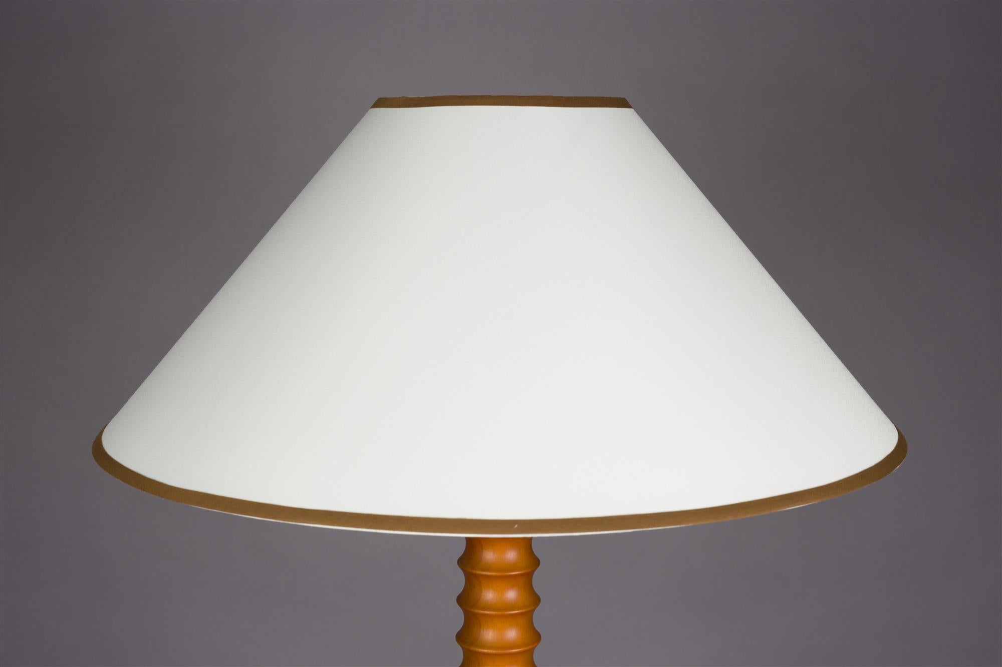 Lampa podłogowa HORACE drewno dębowe z bawełnianym kloszem