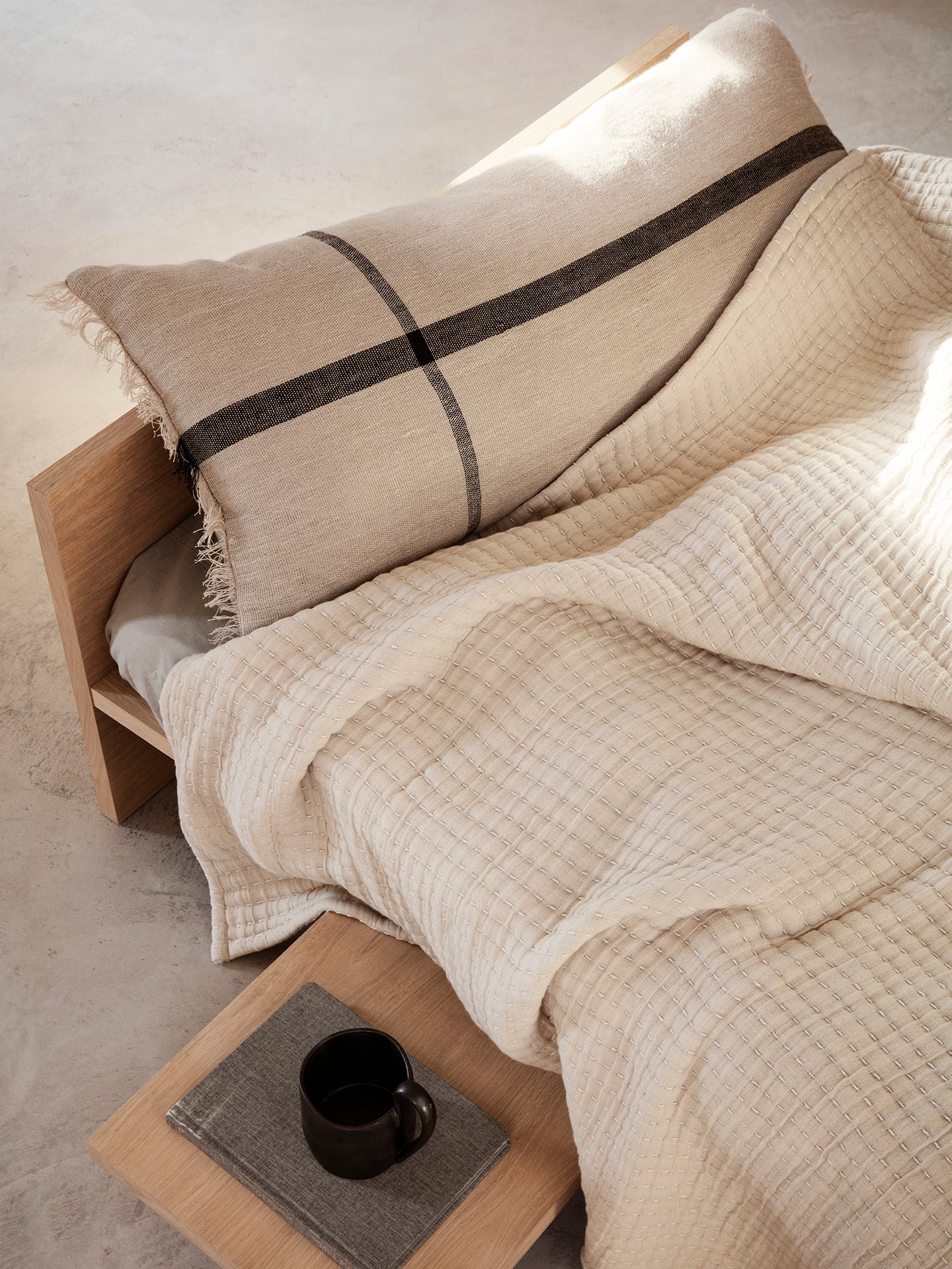 Quilted bedspread DAZE sand