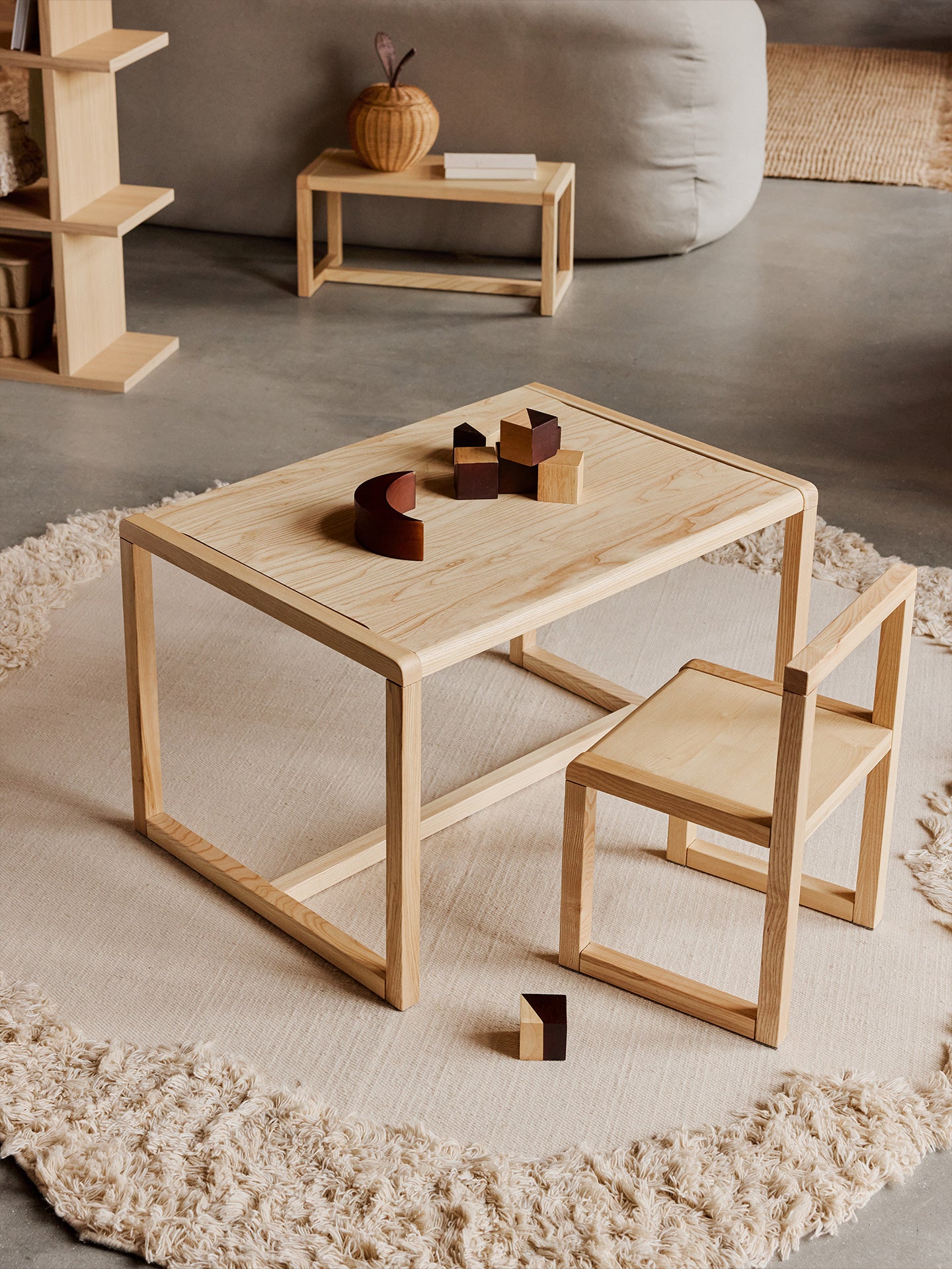 Krzesło dziecięce LITTLE ARCHITECT fornir jesionowy