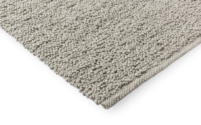 Gray bond rug