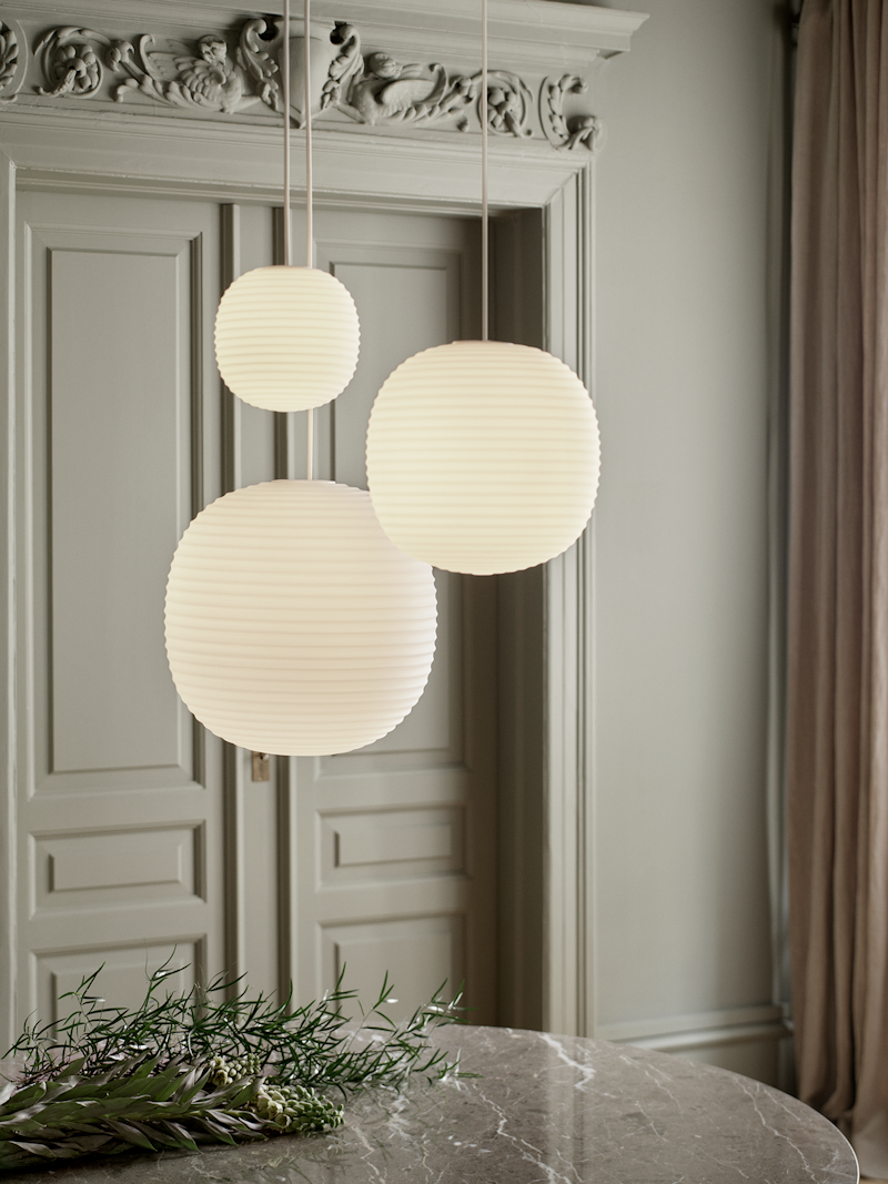 LANTER White hanging lamp