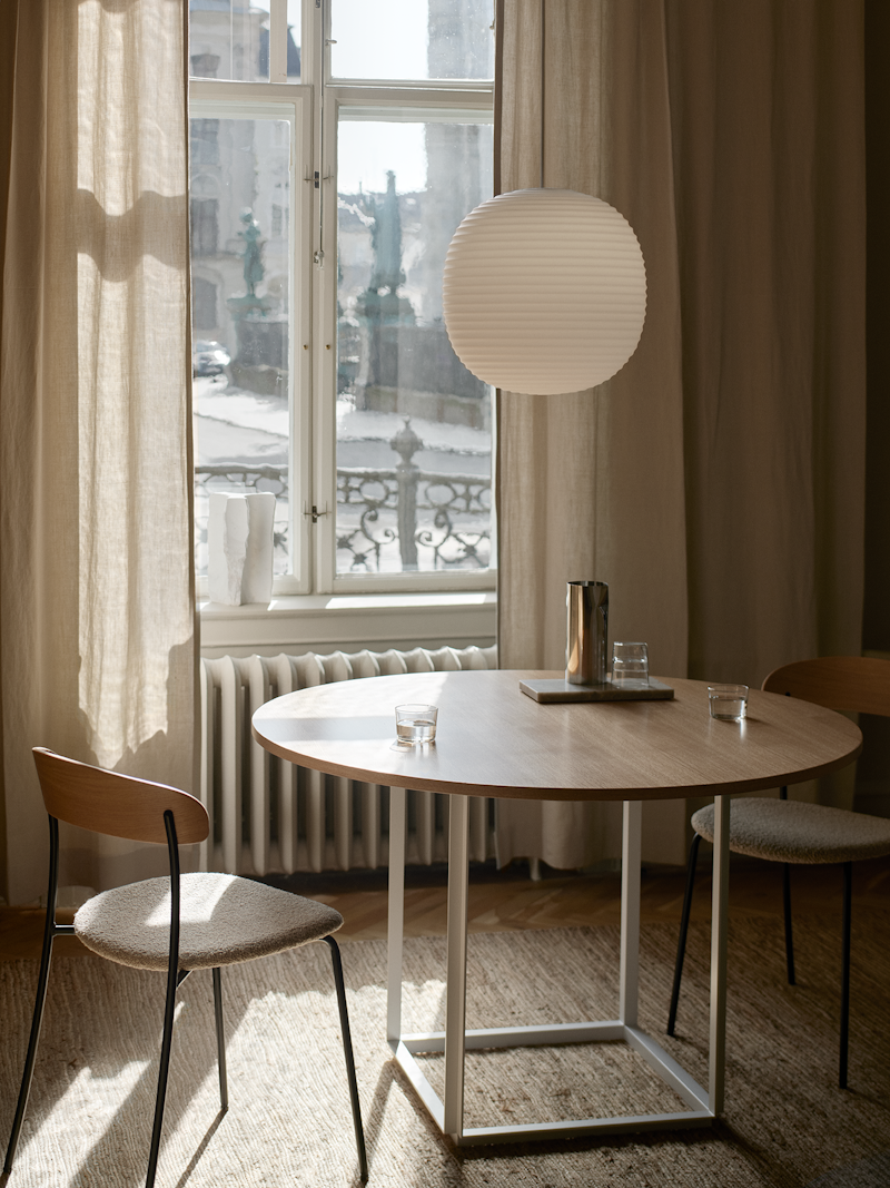 LANTER White hanging lamp