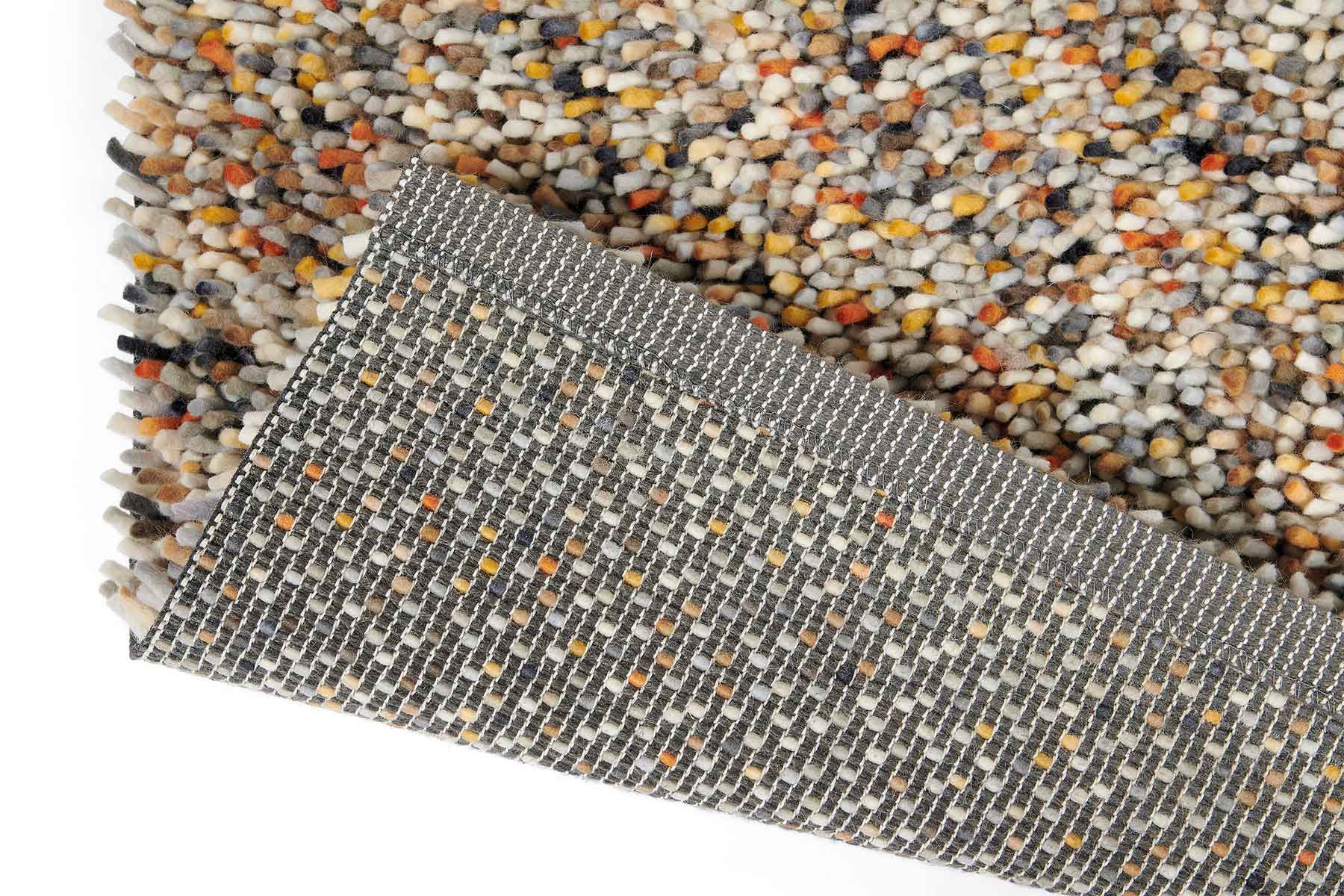 Dots orange-cream rug