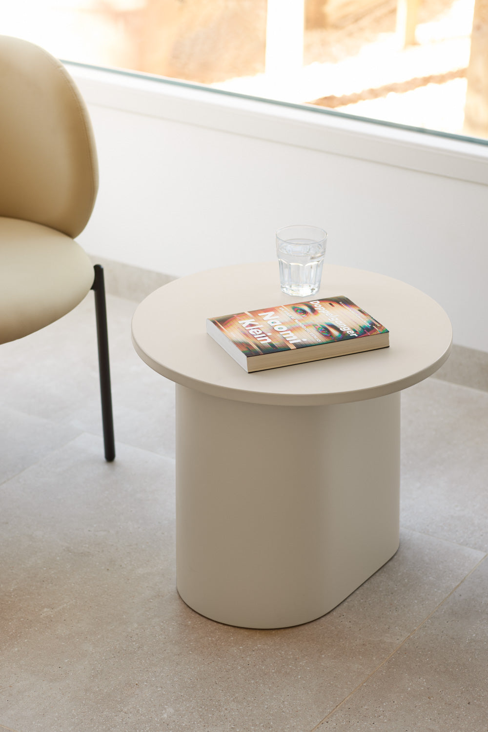 Side table beige totem