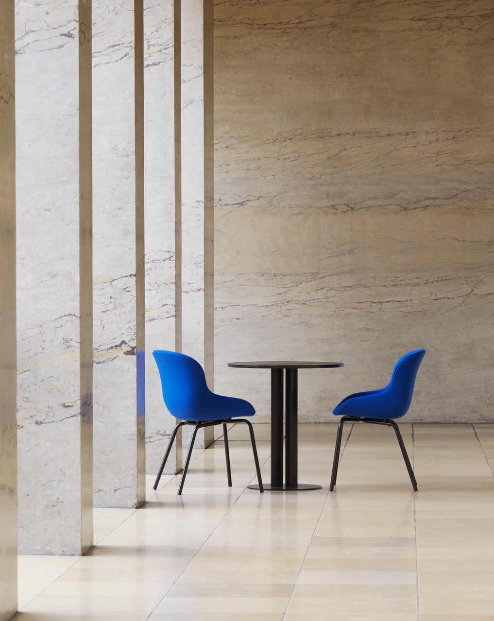Round cafe table Scala black veneered top with a black base