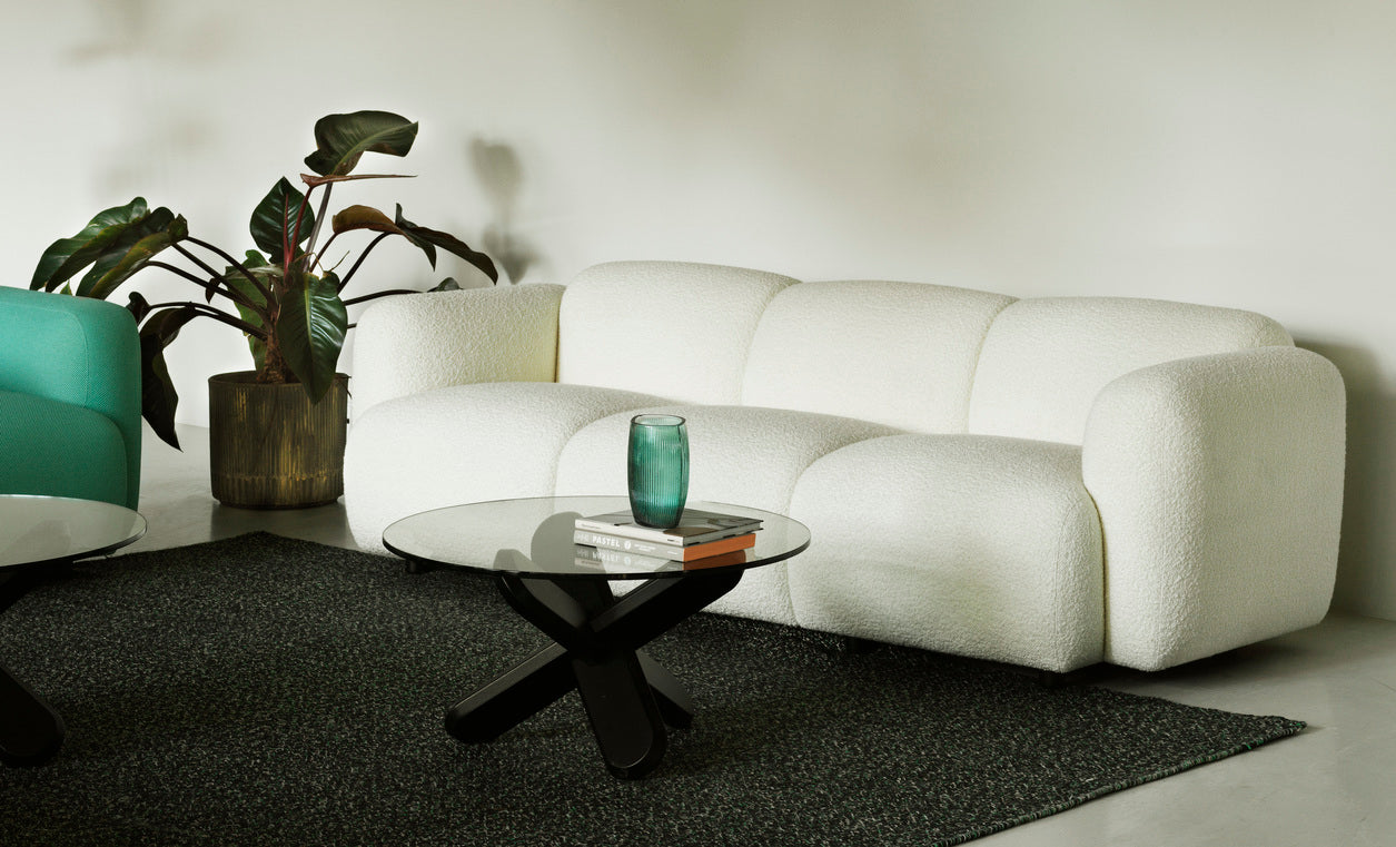 Couchtisch Dingglas mit einer Eichenbasis