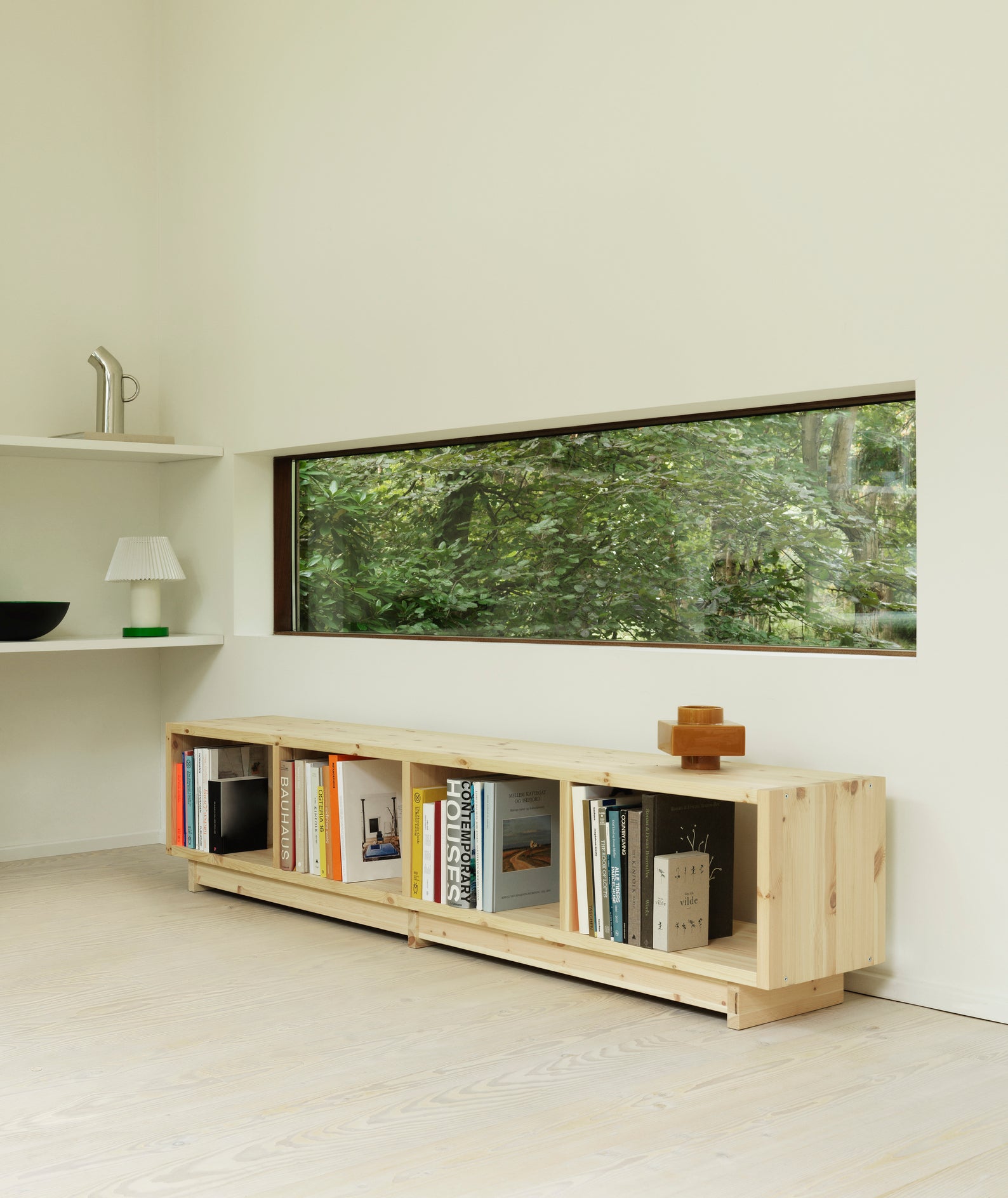 Plank pine wood bookcase