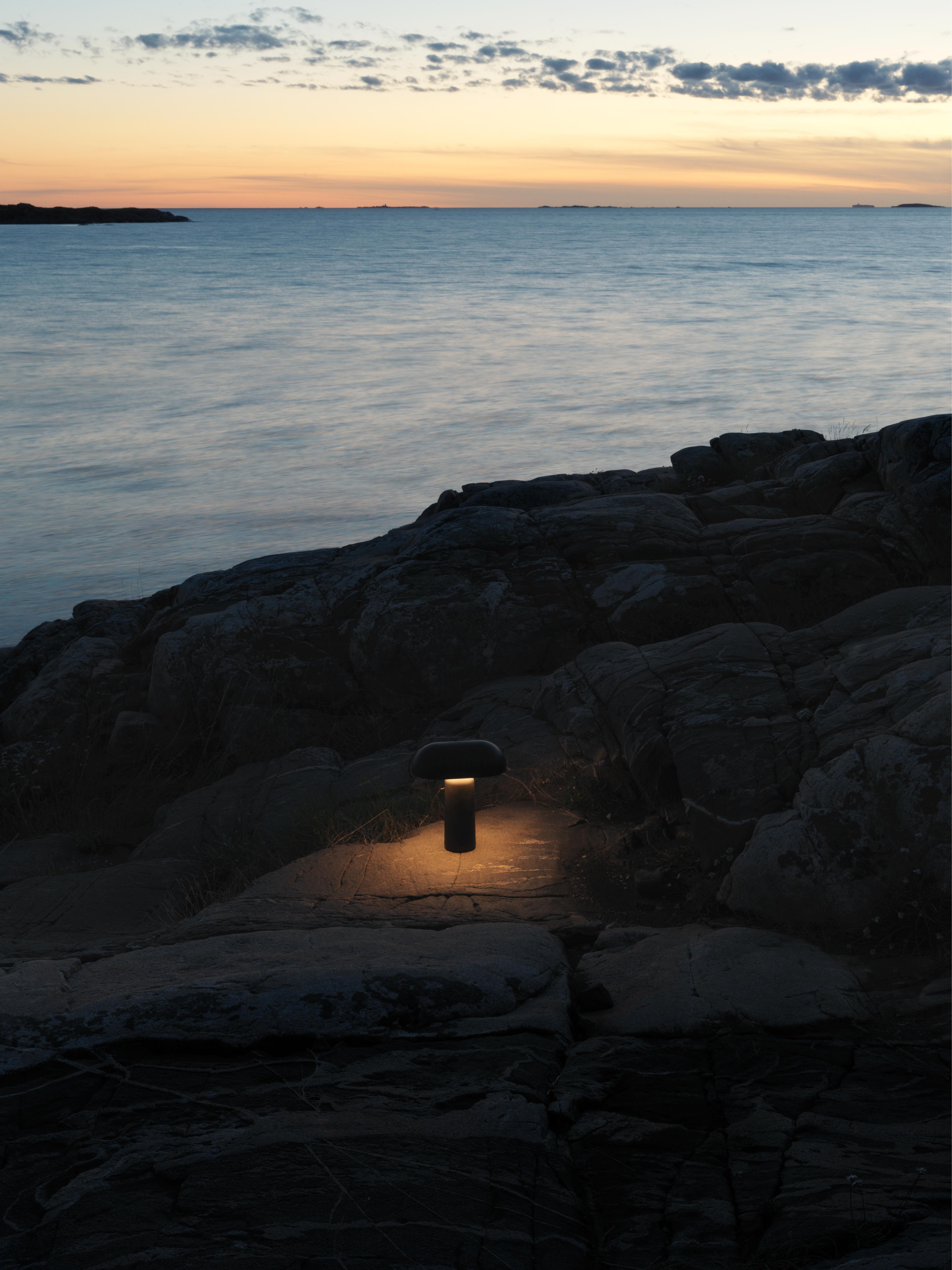 Lampa przenośna PORTA czarny