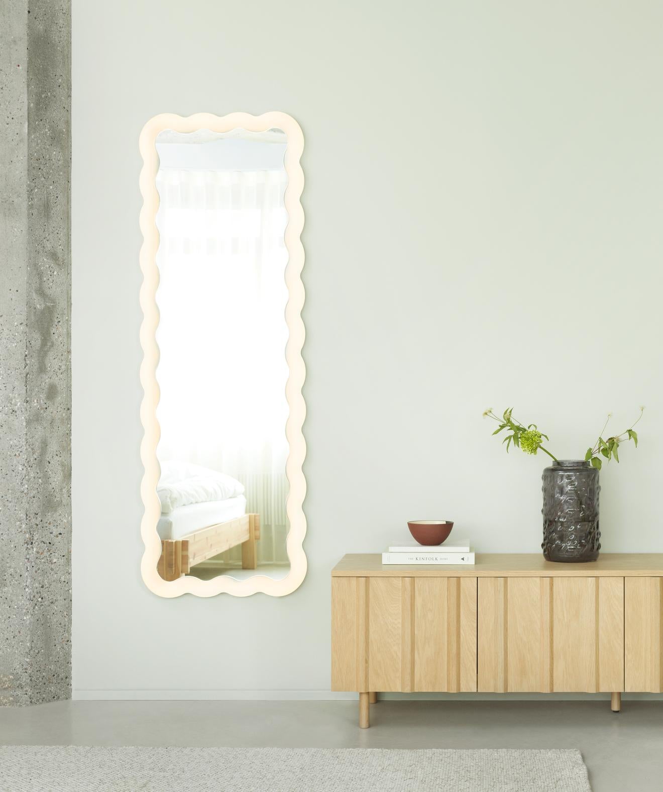 RIB RIB RIB CABINET Oak veneer