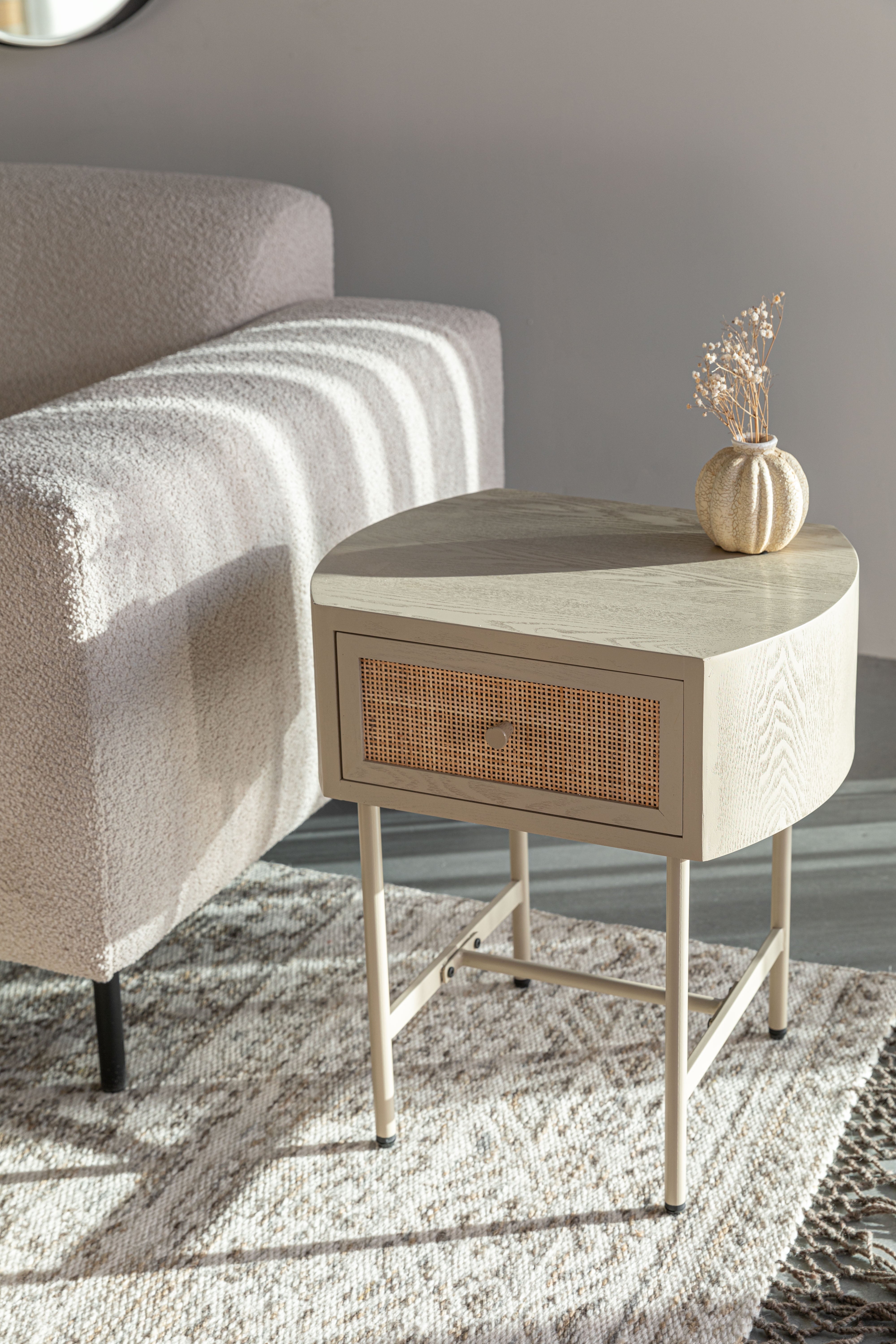 Amaya Beige table with rattan