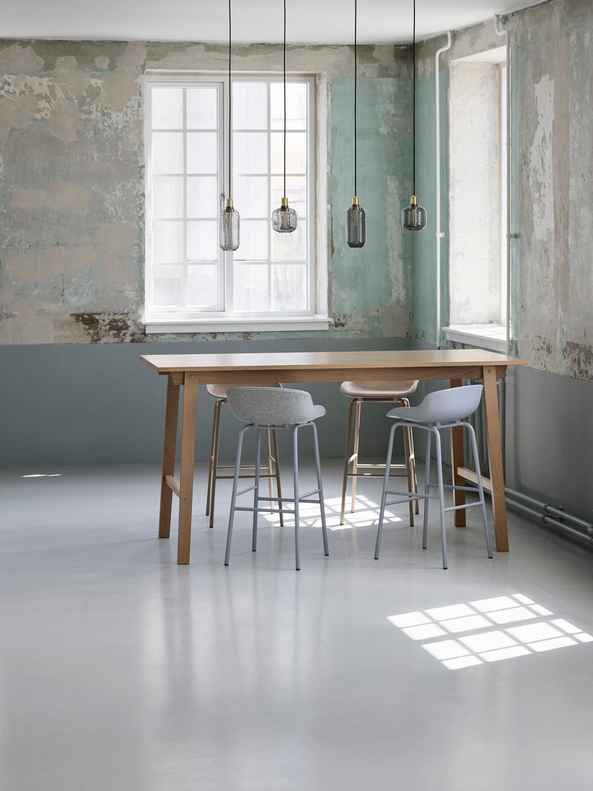 Slice Vol.2 bar table oak veneer