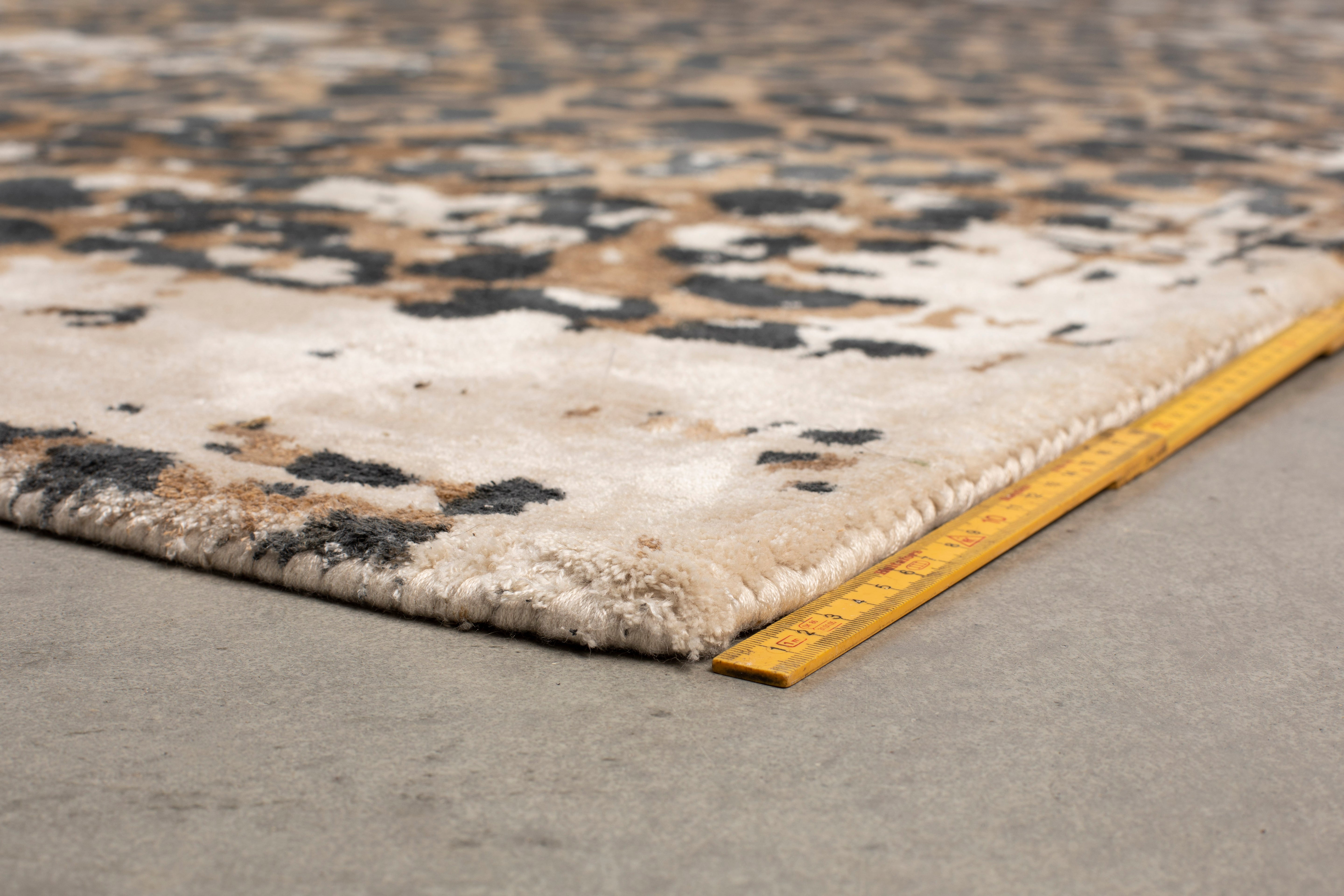 Satwa Carpet 170X240 Dutchbone    Eye on Design