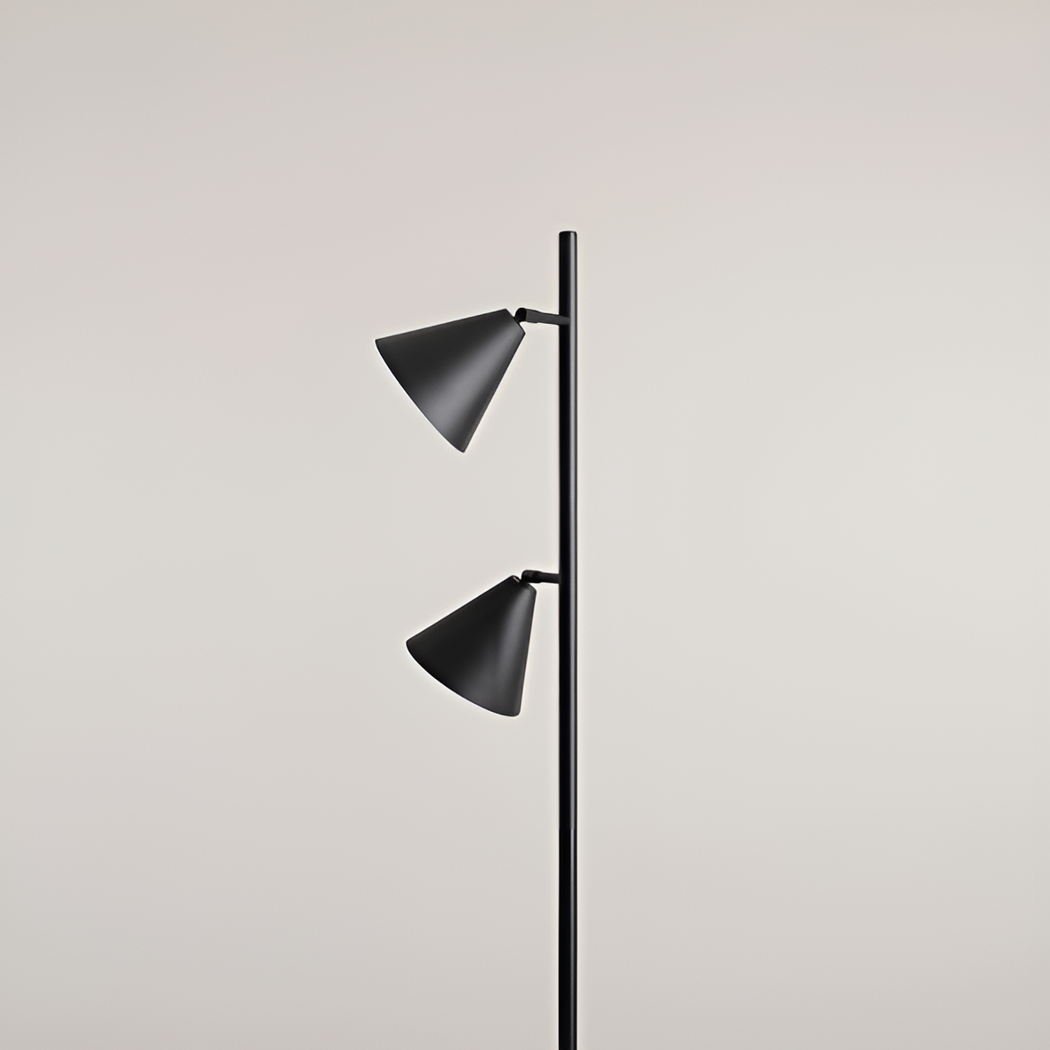 Lampa podłogowa FORM DUO czarny