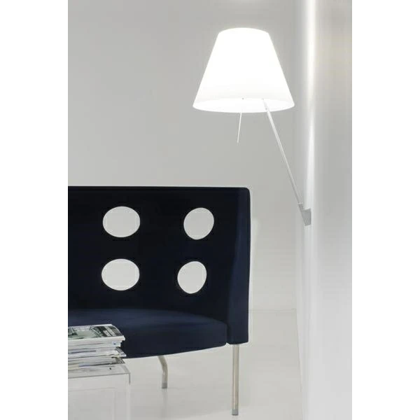 Costanza black wall lamp