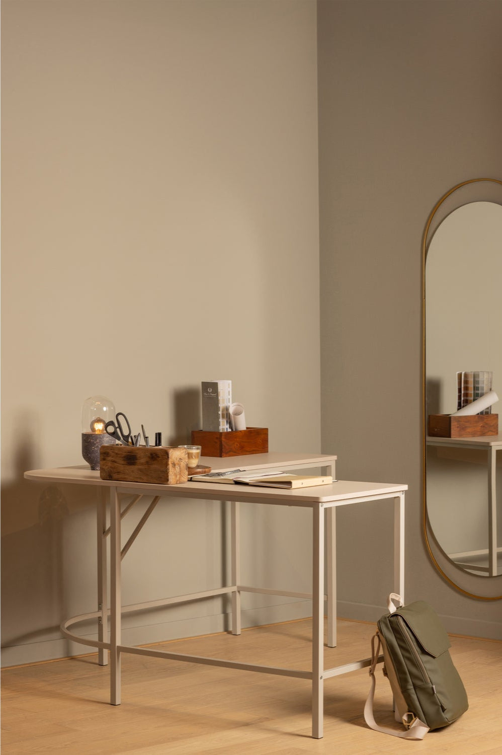 [to be agreed] Mike Corner Desk Wood/Metal Dust