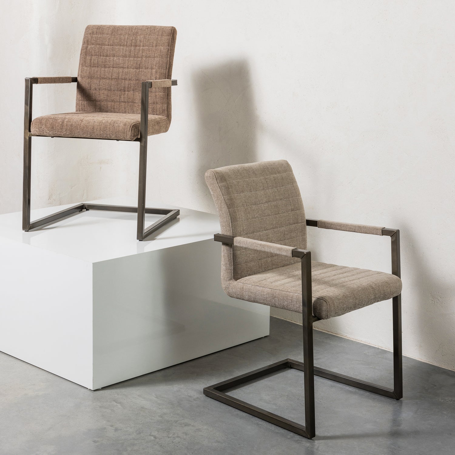Sand bass chair