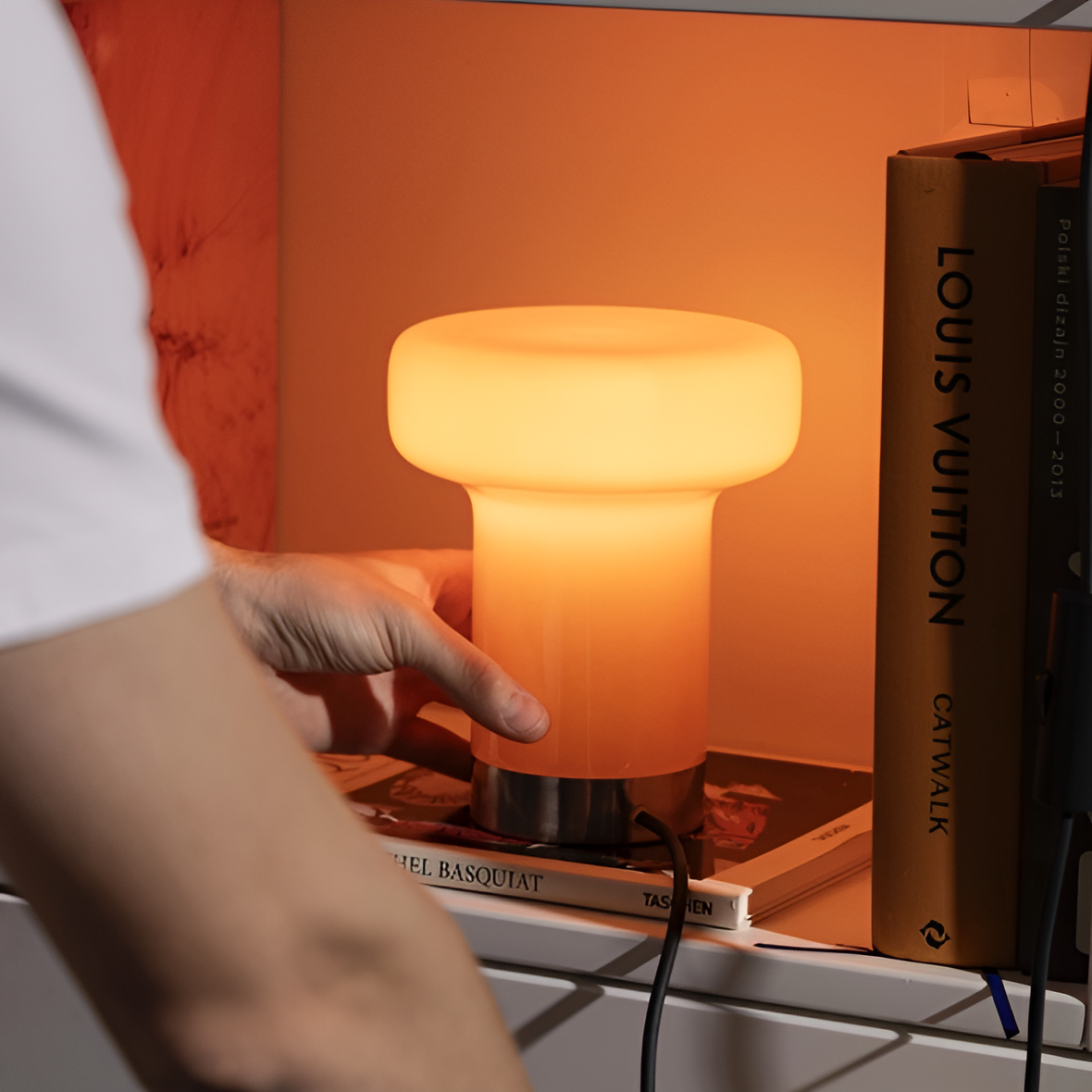 Bonbon orange table lamp