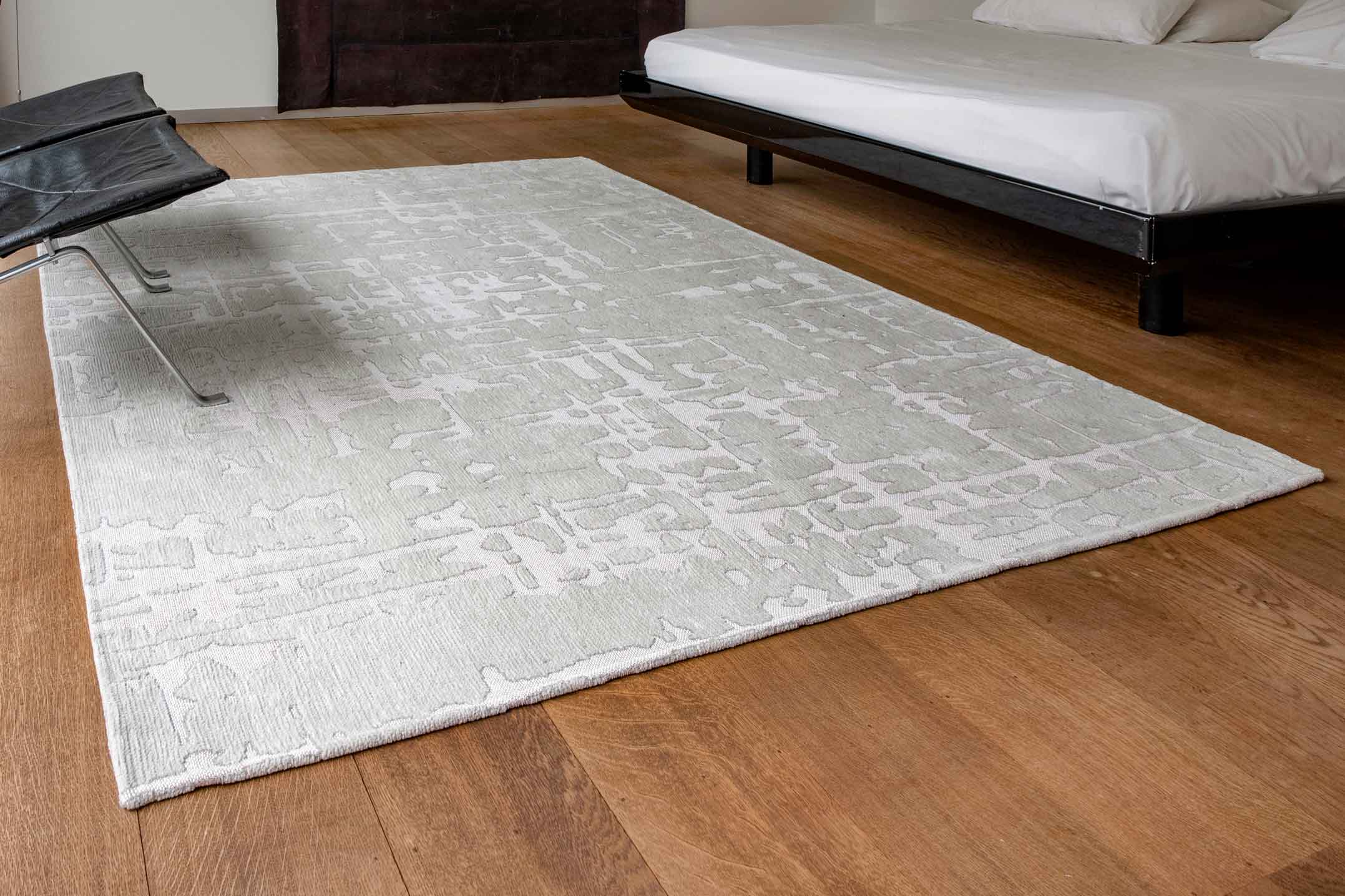 Baobab tsingy oyster rug white