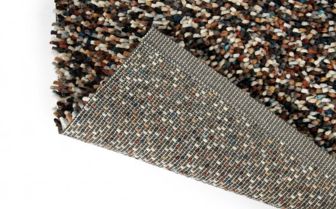 Dots brown rug