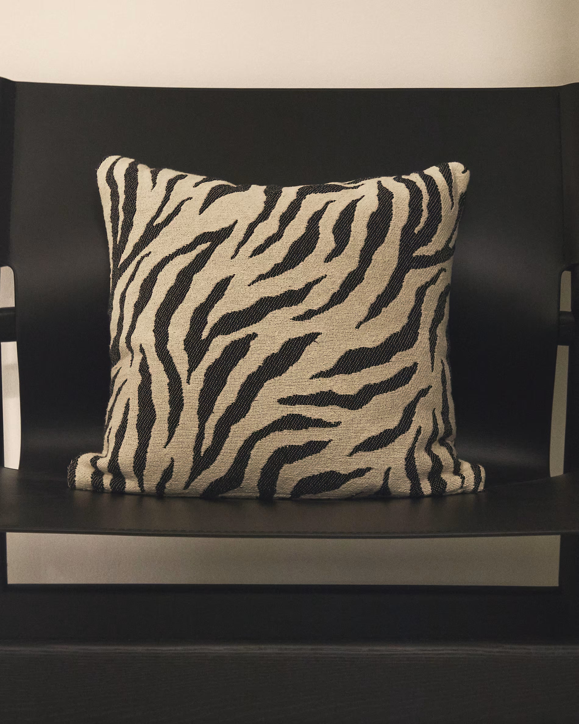 Poszewka na poduszkę MELUNI zebra